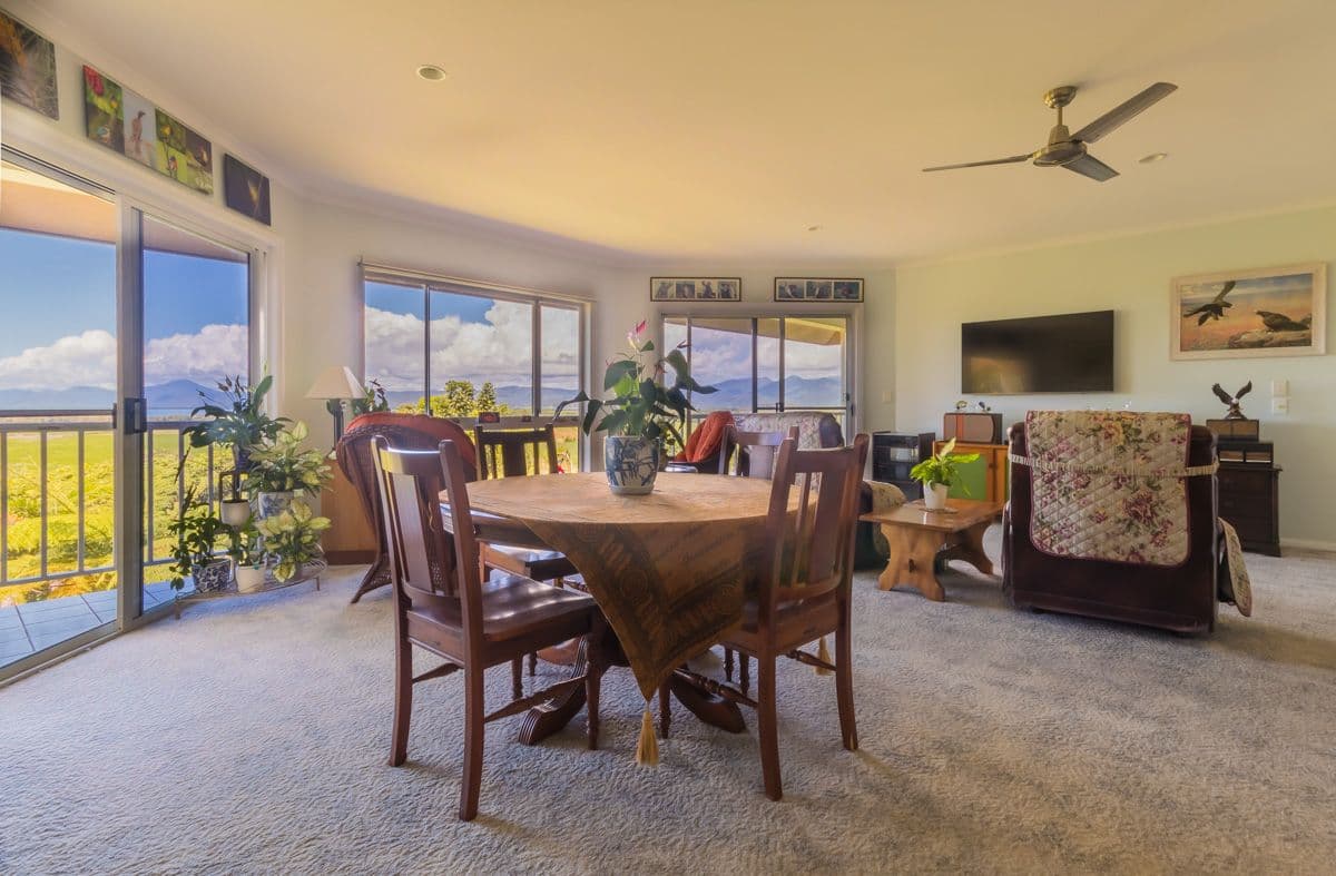 13 Hibiscus Court, Rocky Point QLD 4873, Rocky Point - Thumbnail 4