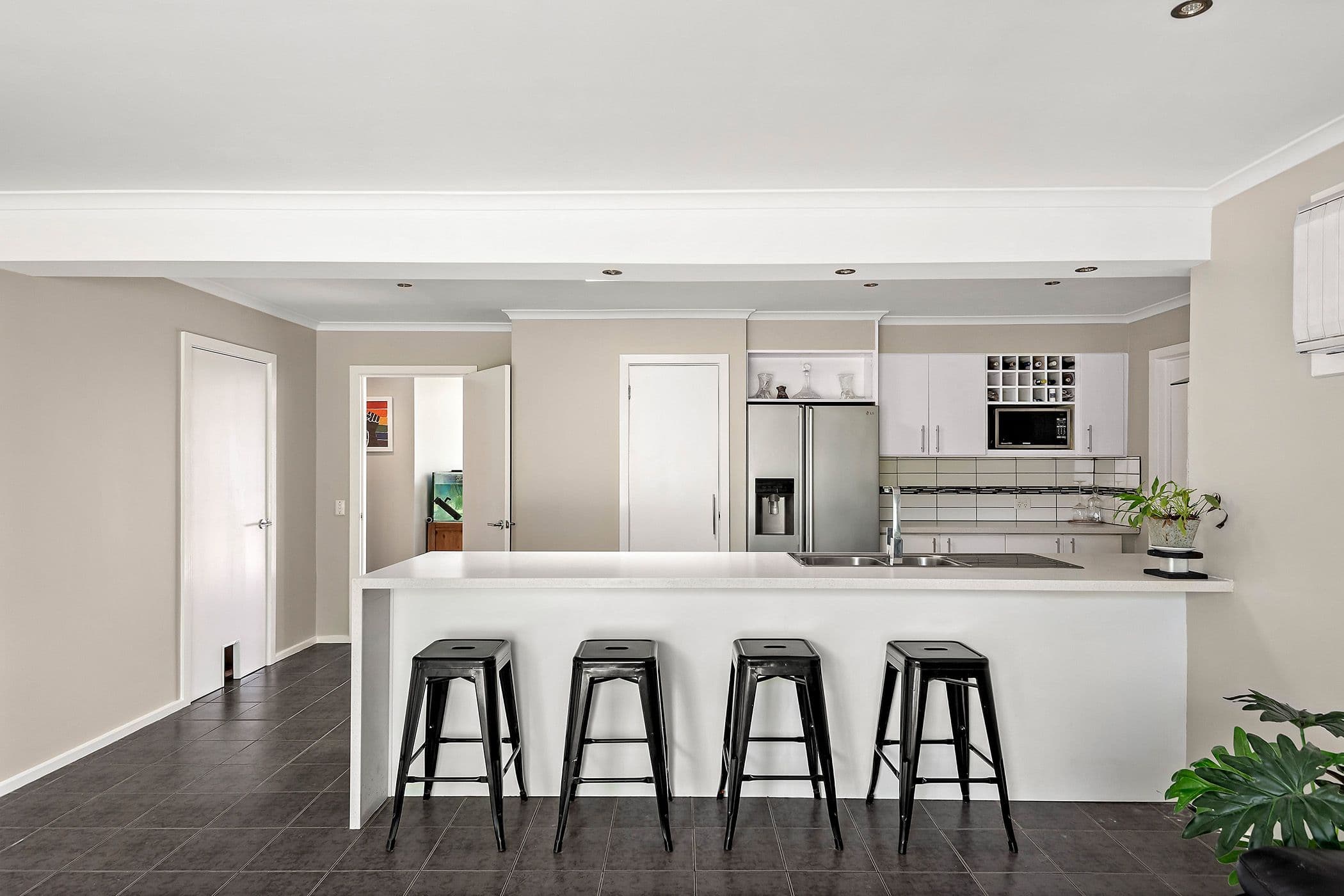 4 Hayden Avenue, Frankston VIC 3199, Frankston - Thumbnail 4