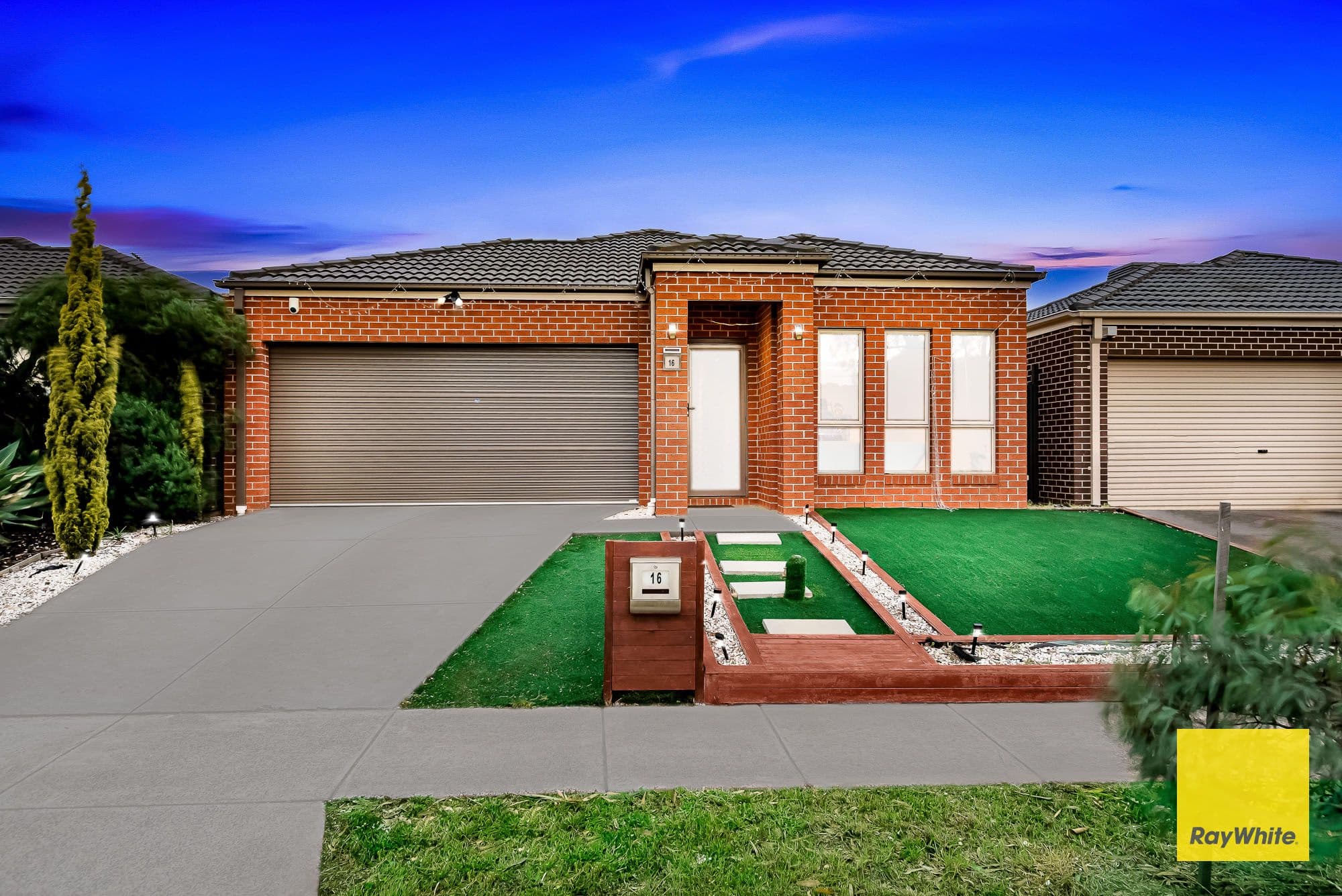 16 Clearwood Drive, Truganina VIC 3029, Truganina - Thumbnail 2