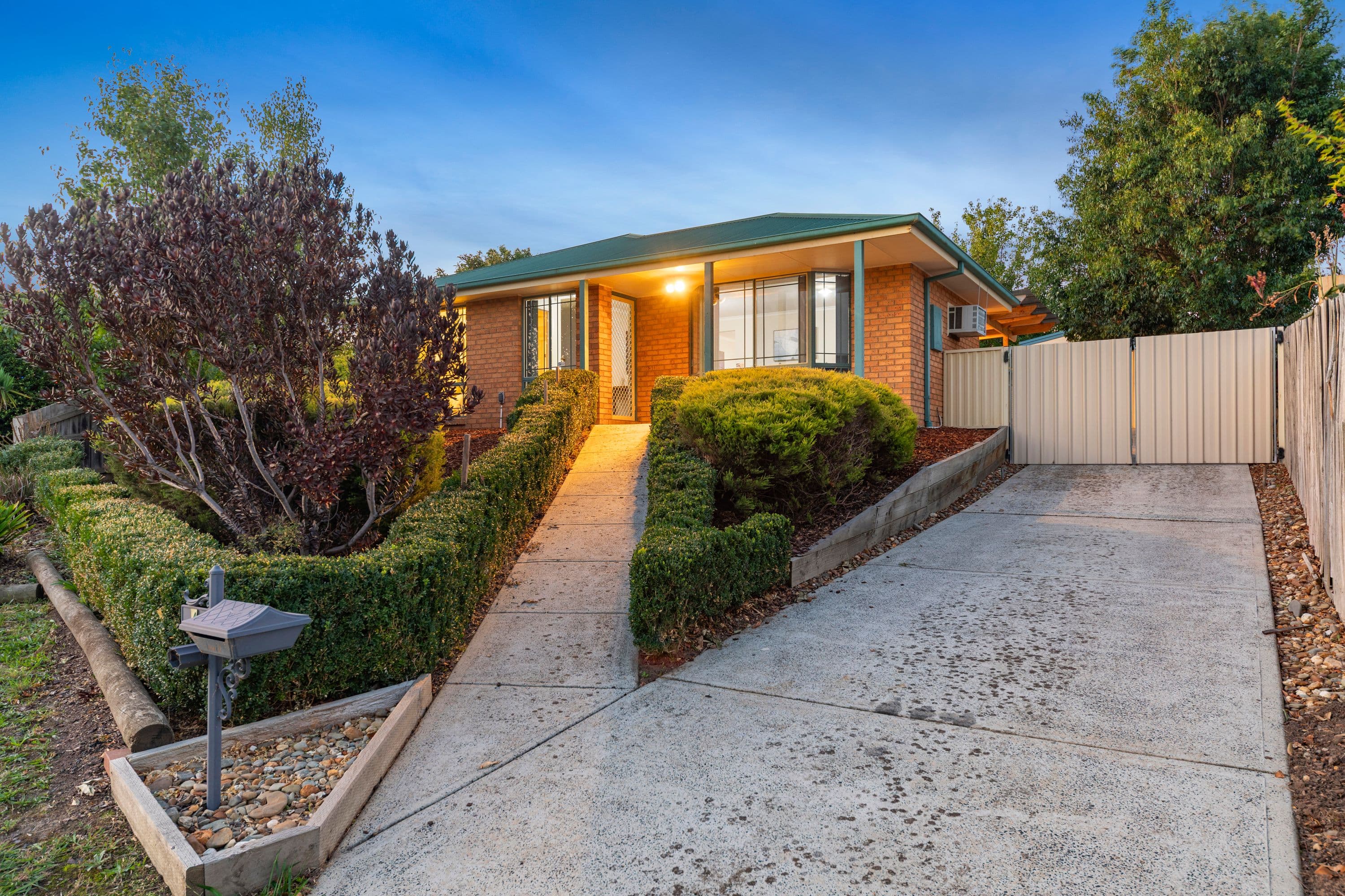 4 Anna Court, Pakenham VIC 3810, Pakenham - Image 1