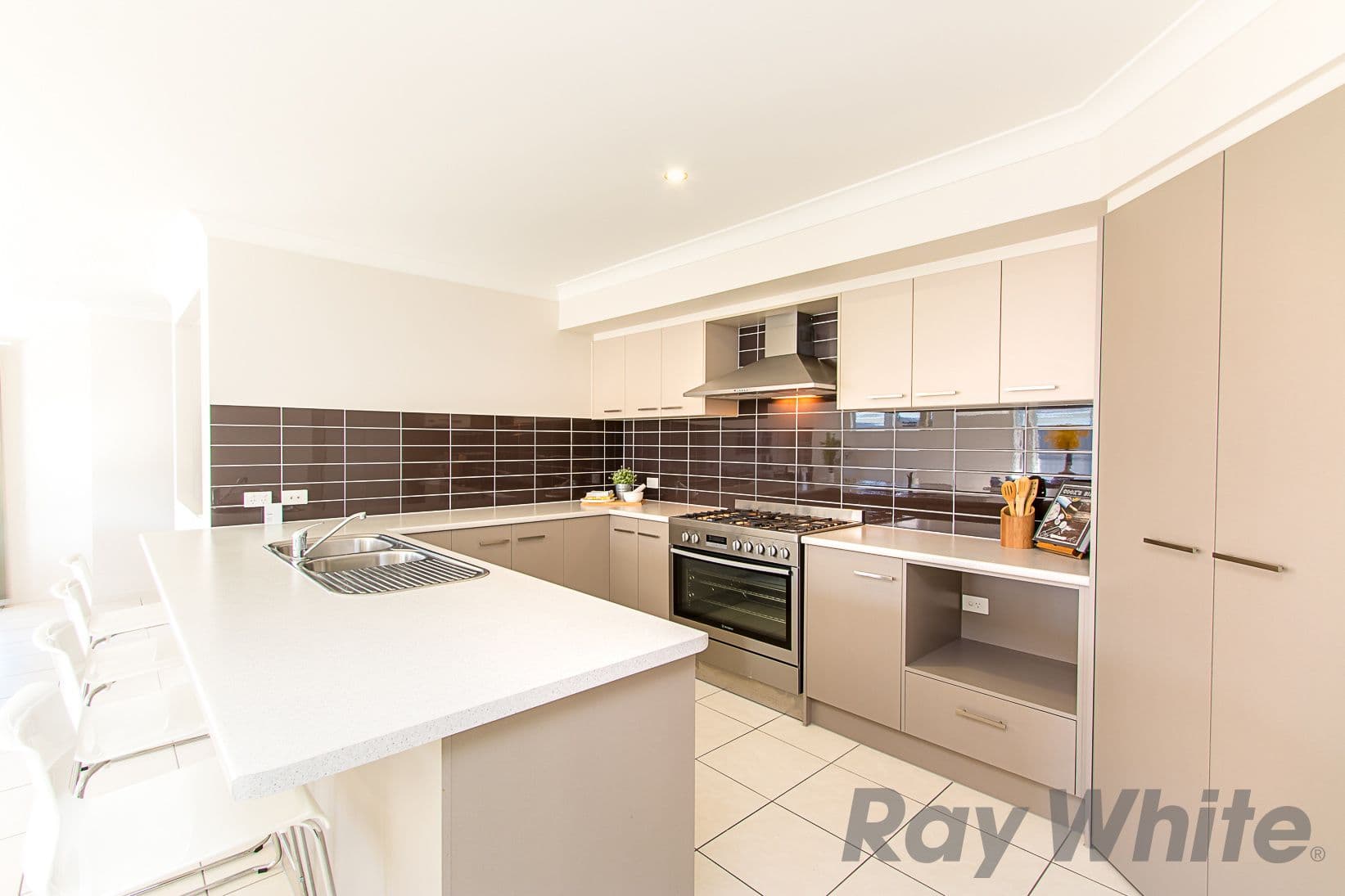 26 Ironbark Drive, Fern Bay - Thumbnail 2