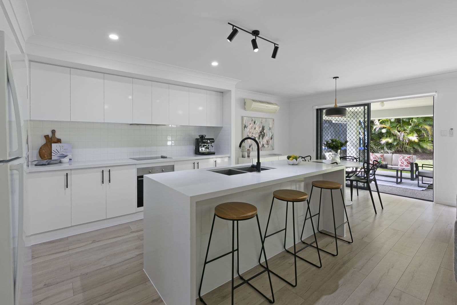38 Tolga Road, Bonogin QLD 4213, Bonogin - Thumbnail 4