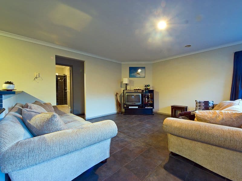 23 Tarragon Drive, TARNEIT VIC 3029, Tarneit - Thumbnail 4