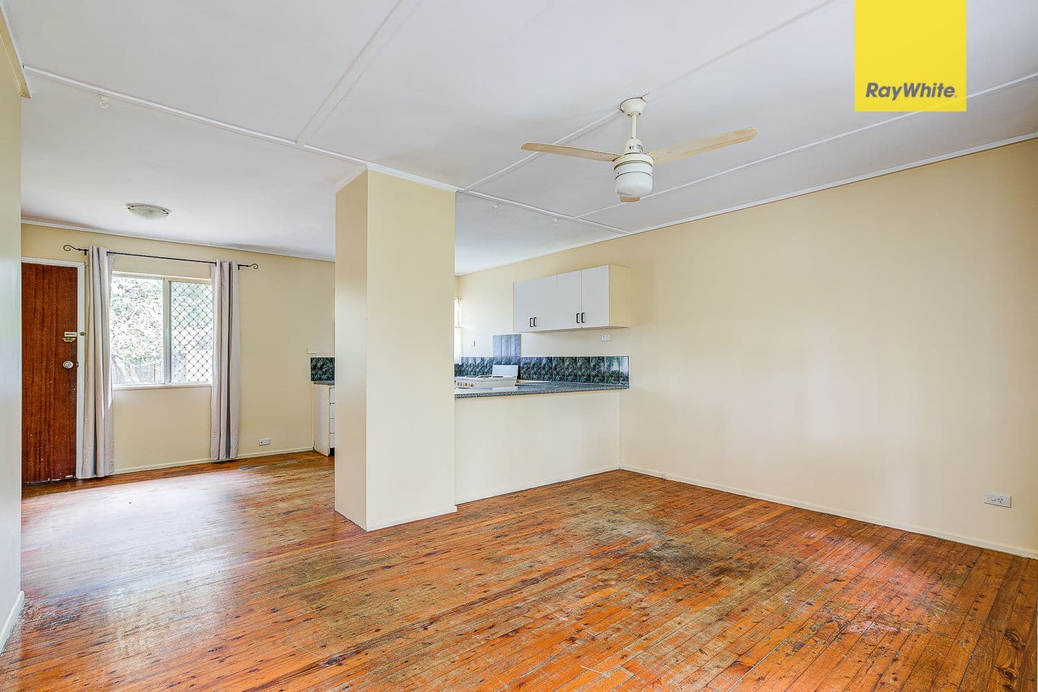 15 Mikaga Court, Woodridge QLD 4114, Woodridge - Thumbnail 4