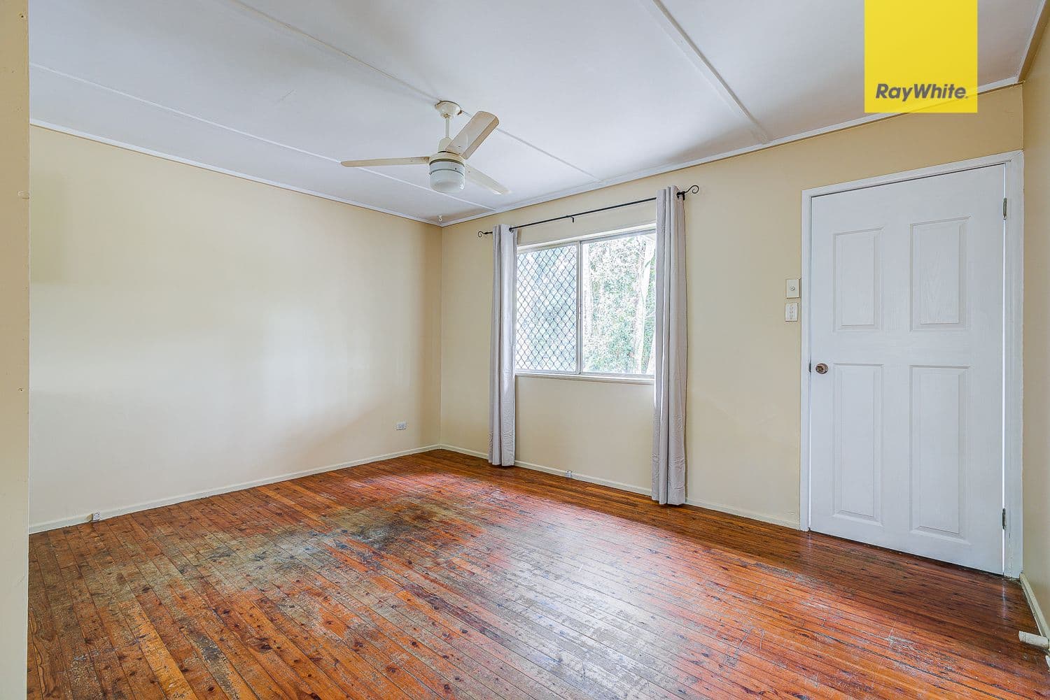 15 Mikaga Court, Woodridge QLD 4114, Woodridge - Thumbnail 5