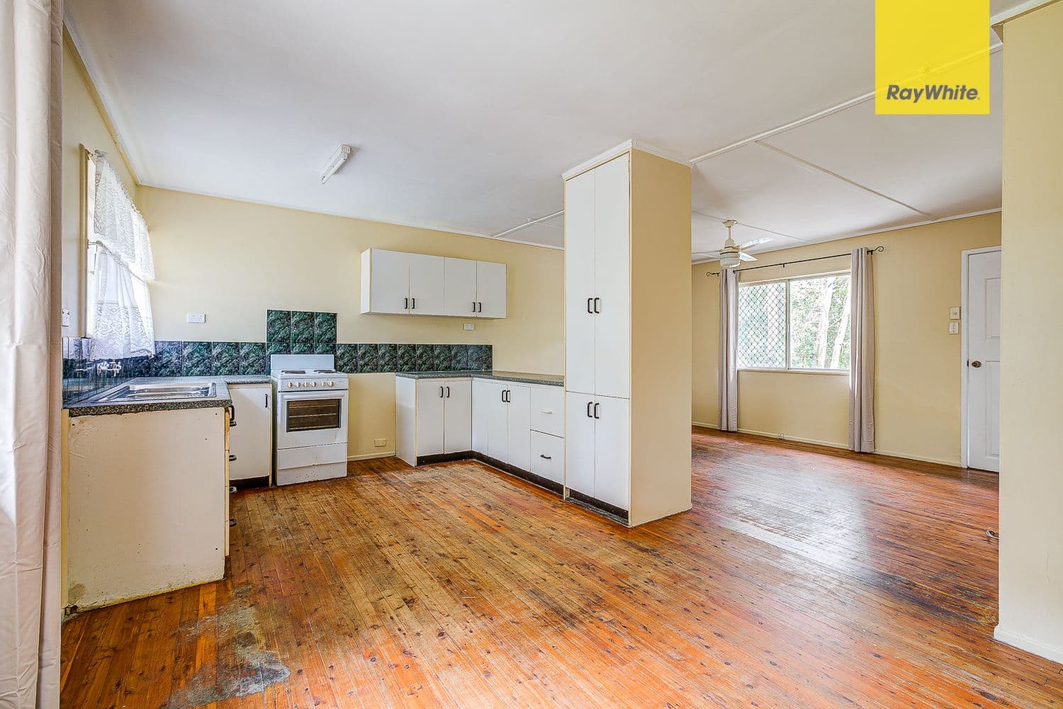 15 Mikaga Court, Woodridge QLD 4114, Woodridge - Thumbnail 6