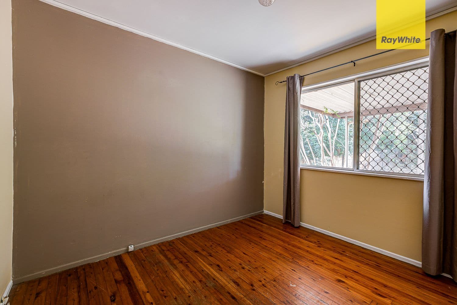 15 Mikaga Court, Woodridge QLD 4114, Woodridge - Thumbnail 8