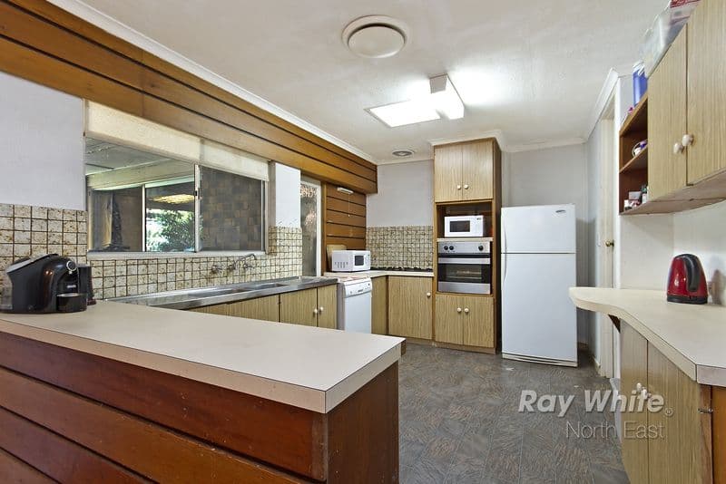 16 Roycroft Avenue, Gulfview Heights SA 5096, Gulfview Heights - Thumbnail 4