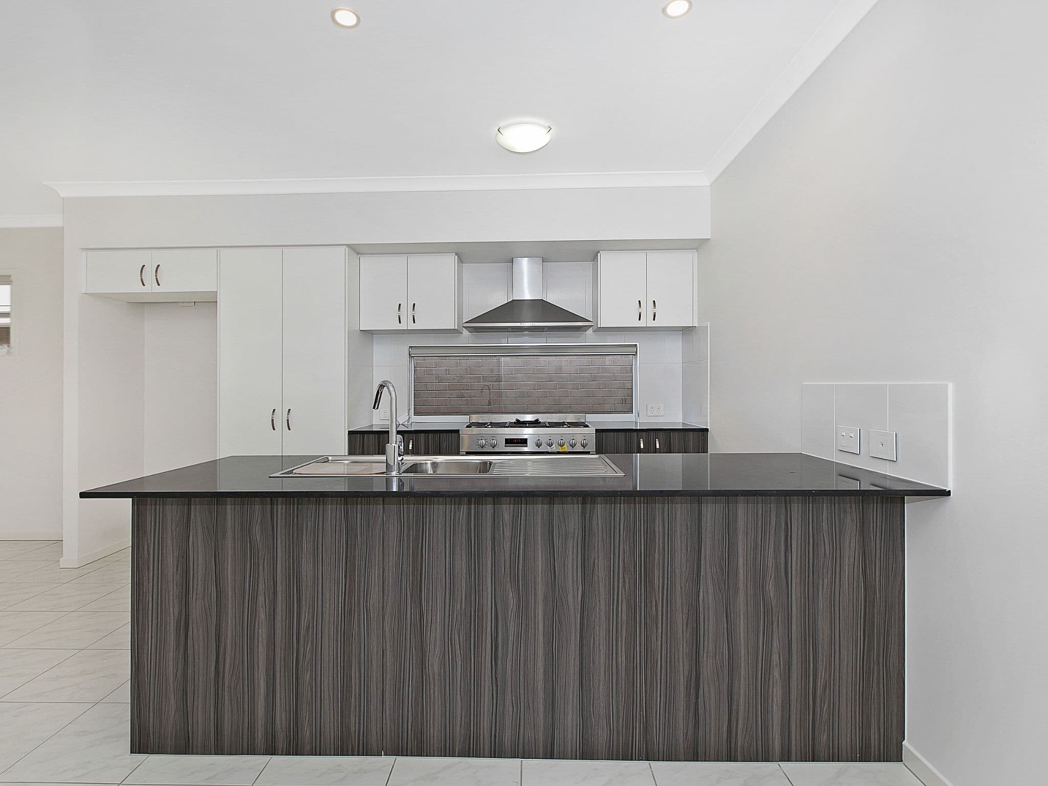 13 Silky Oak Street, Ripley QLD 4306, Ripley - Thumbnail 2