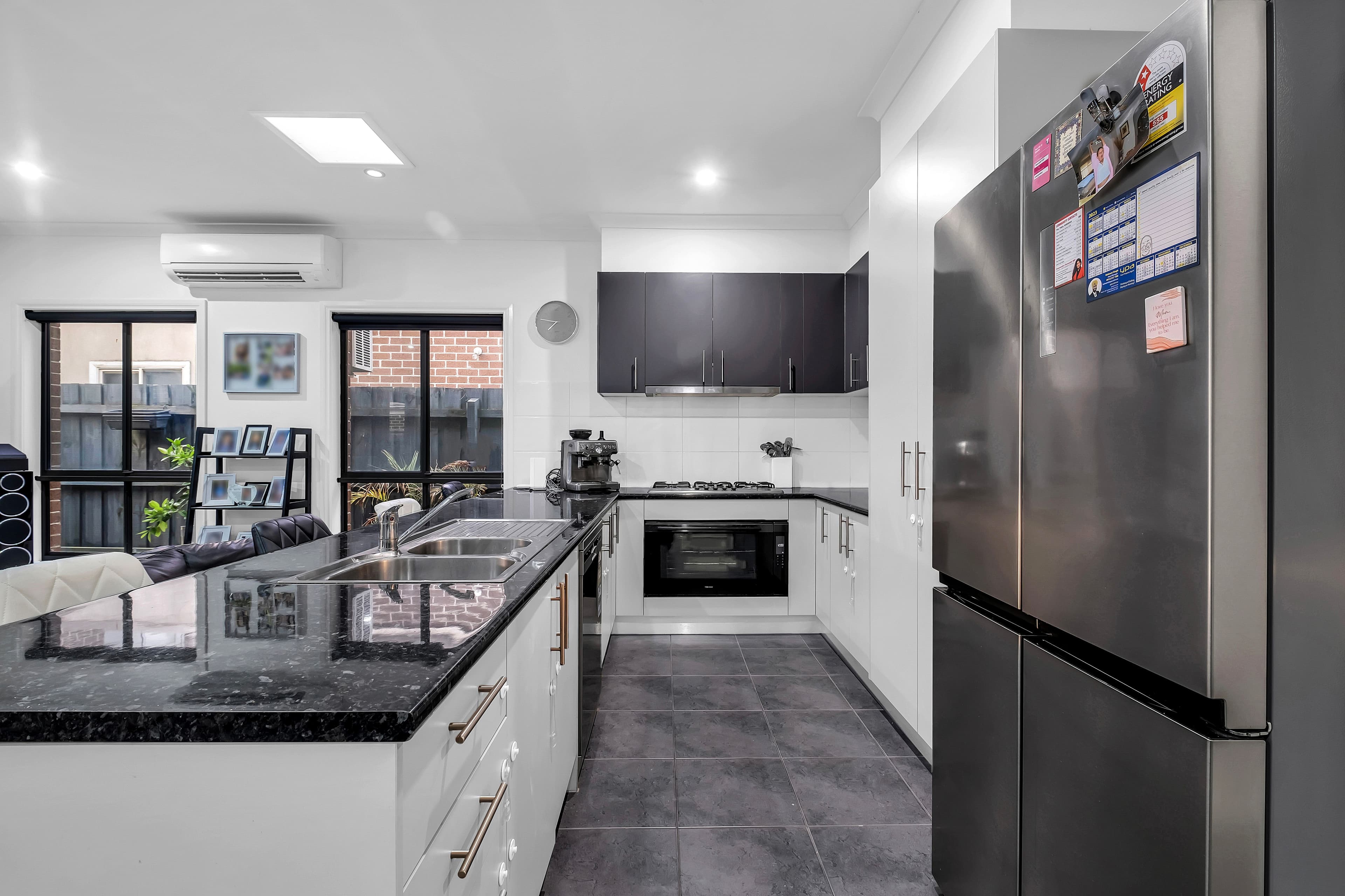 21 Waltzing Drive, Lynbrook VIC 3975, Lynbrook - Thumbnail 3