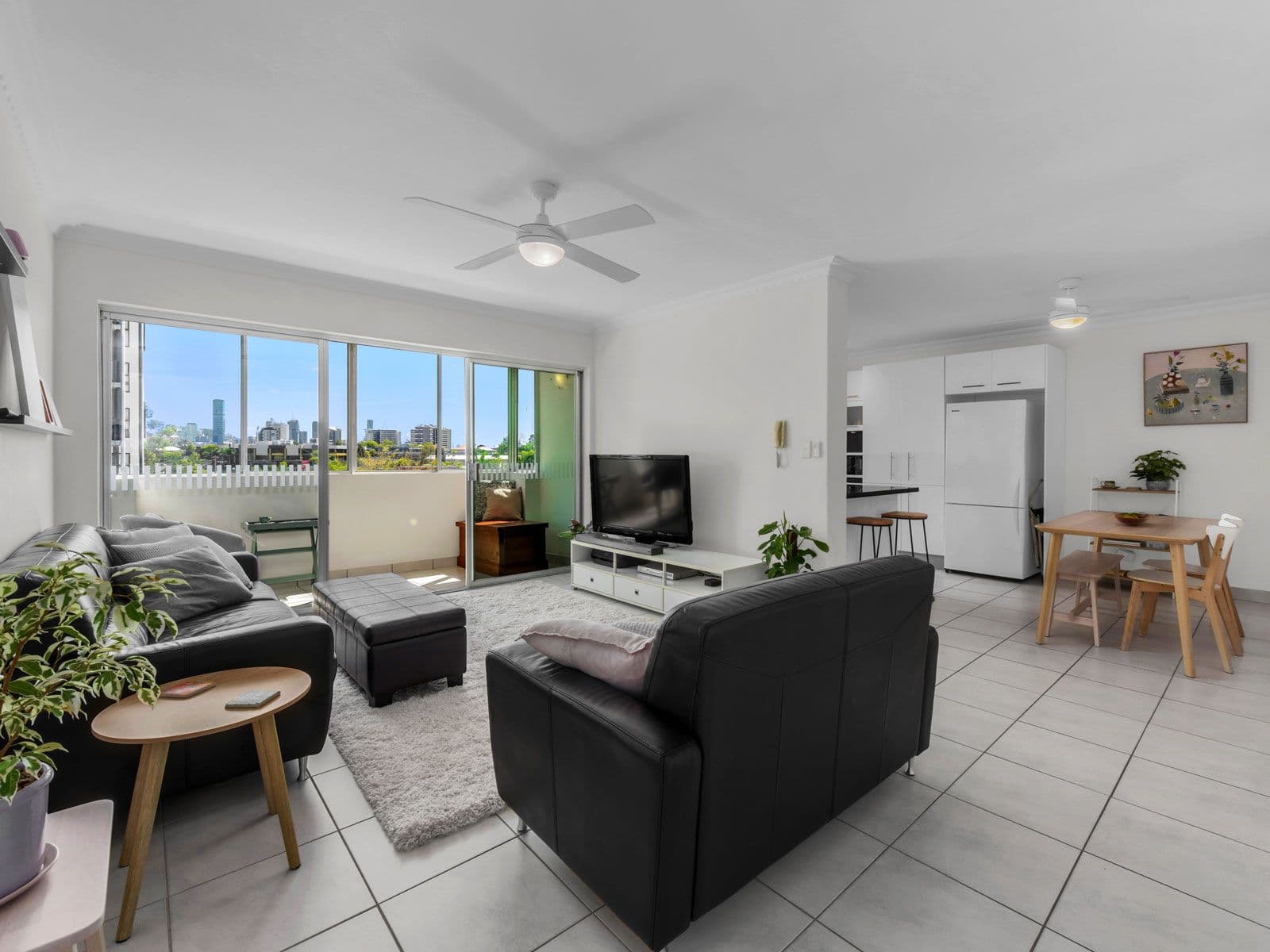 8 Regina Street, Greenslopes QLD 4120, Greenslopes - Image 1