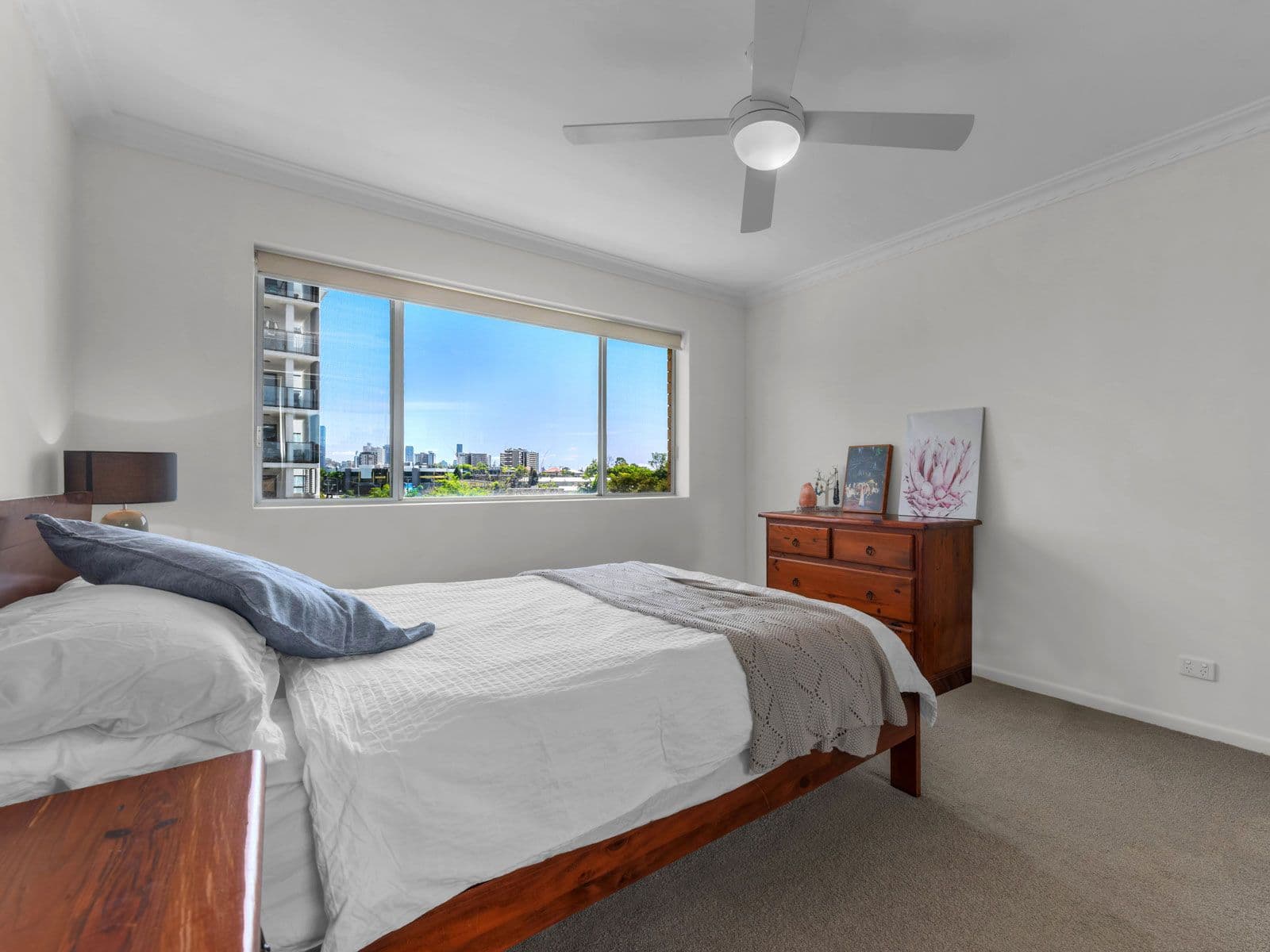 8 Regina Street, Greenslopes QLD 4120, Greenslopes - Thumbnail 3