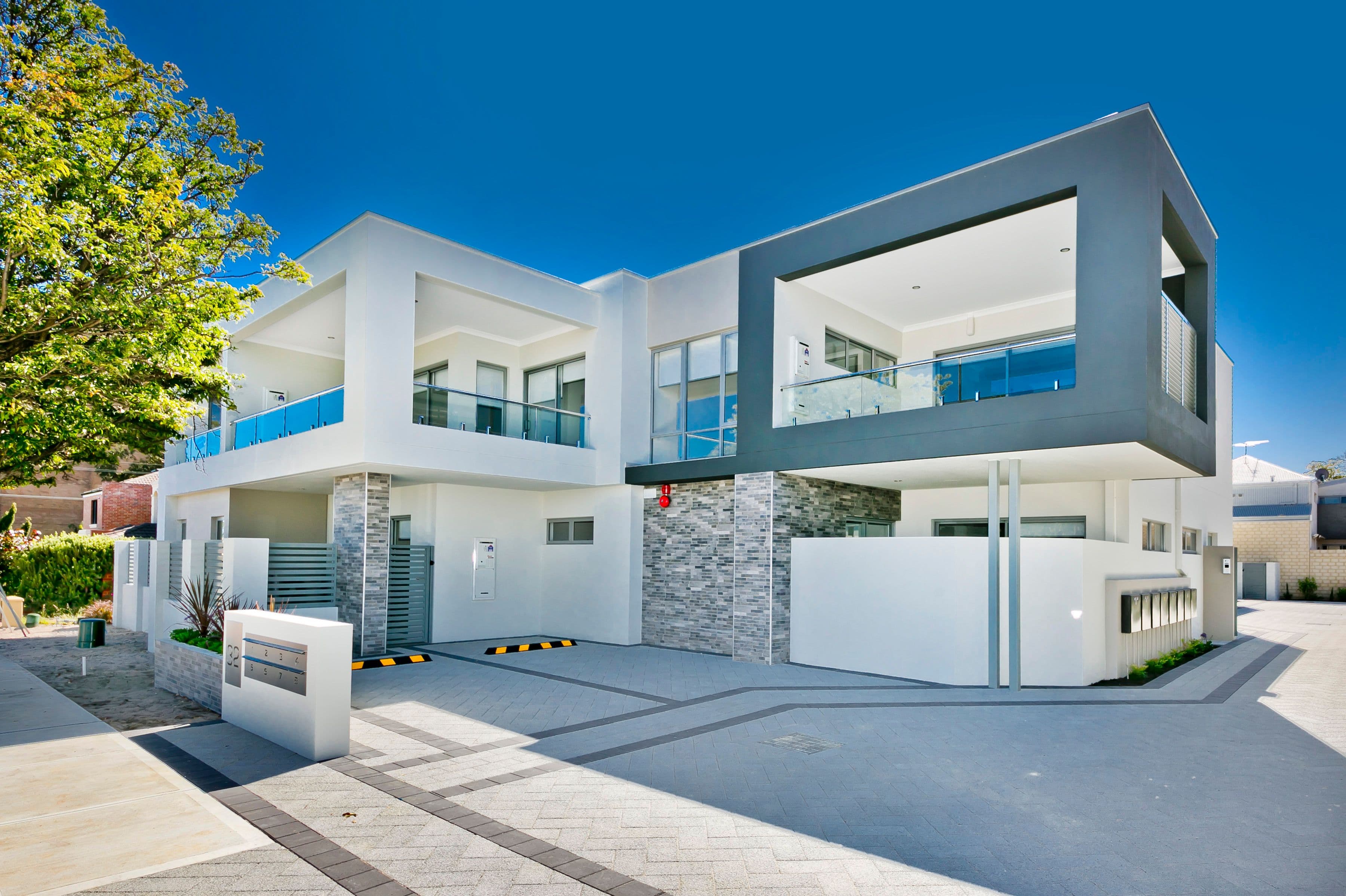 32 Pollard Street, Glendalough WA 6016, Glendalough - Thumbnail 2