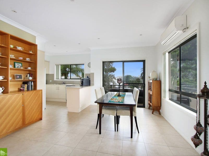 38 Robinson Street, Wollongong NSW 2500, Wollongong - Thumbnail 3