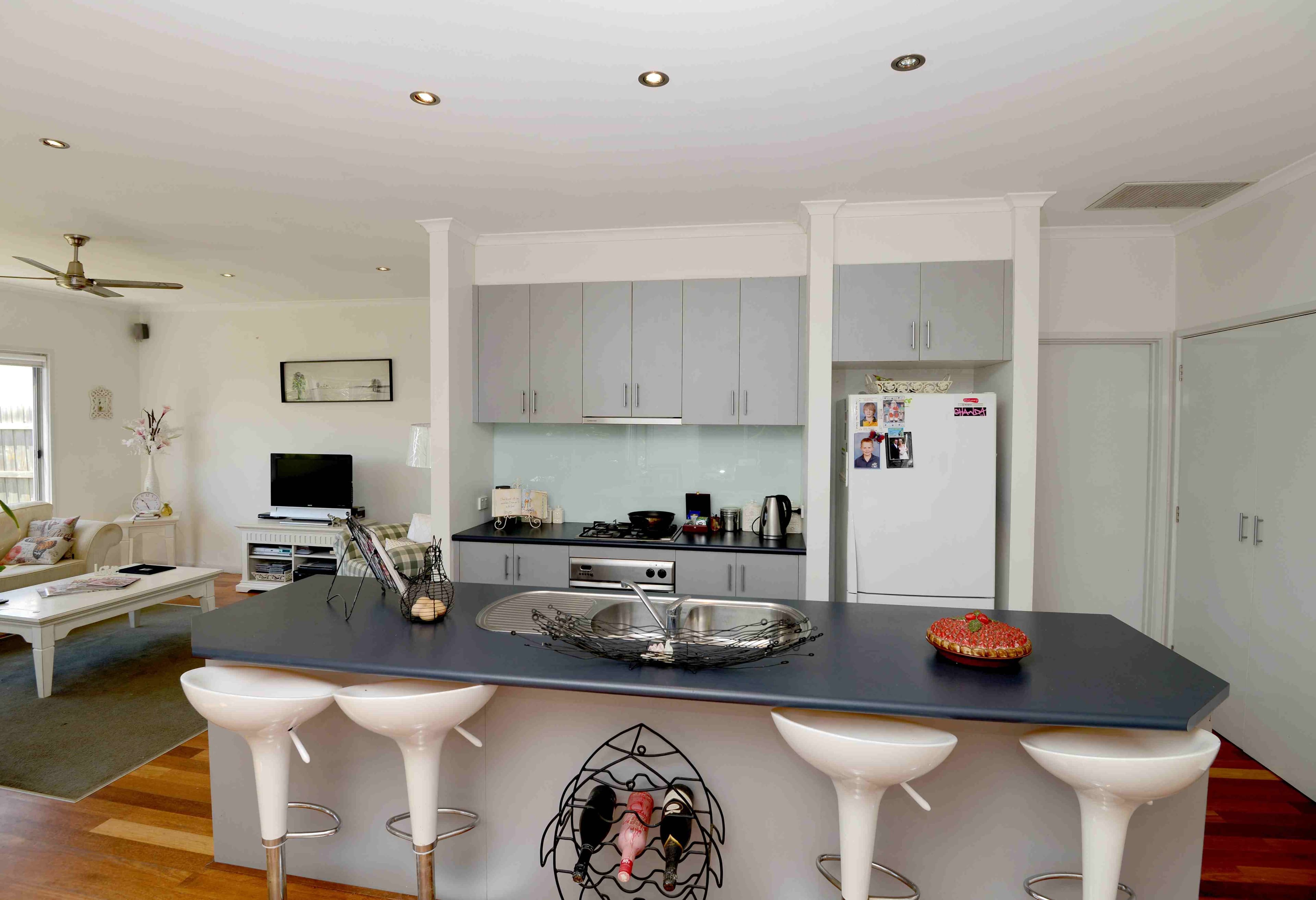 47 Pearl Bay Passage, ST LEONARDS VIC 3223, St Leonards - Thumbnail 4