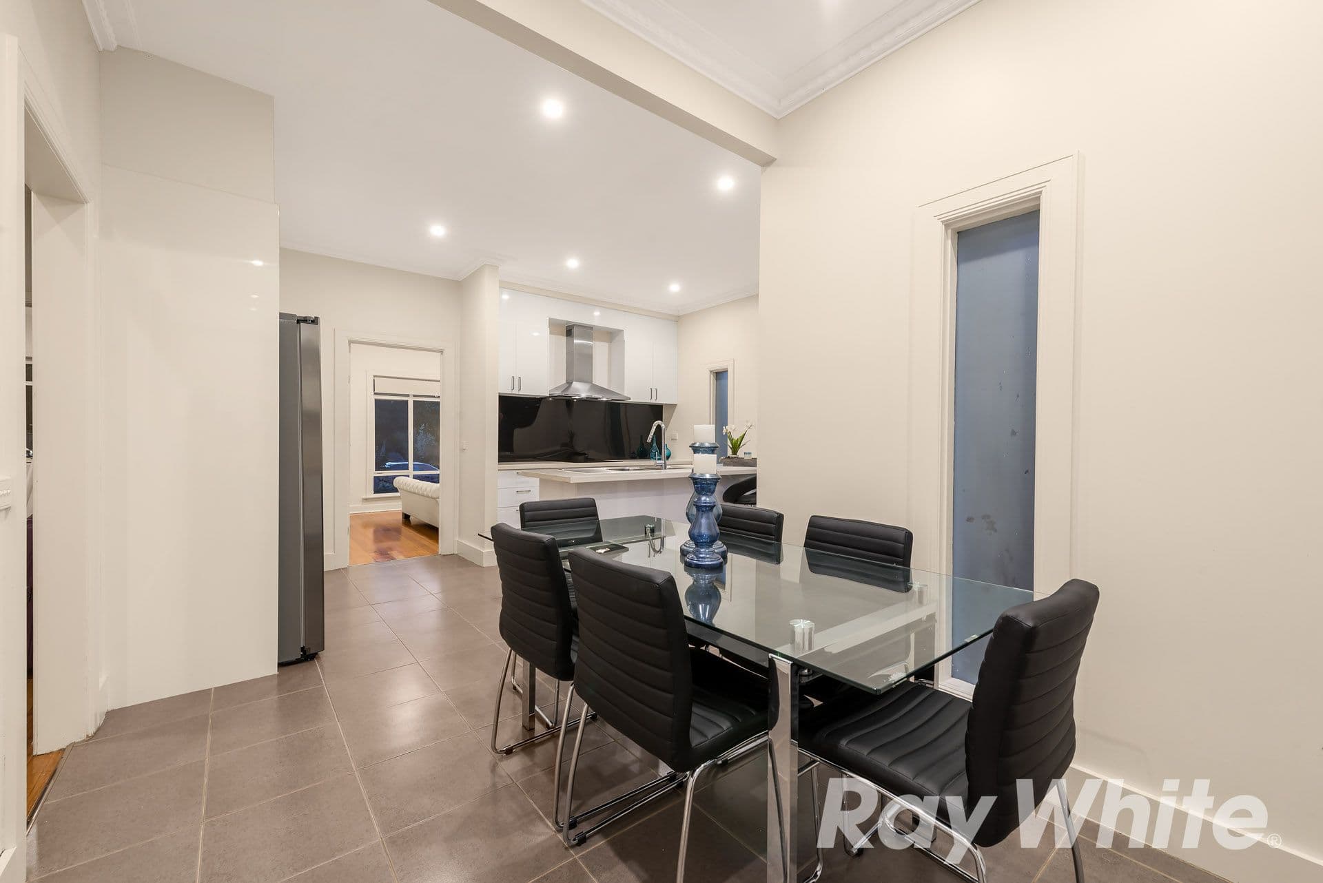 24 Andrews Street, Burwood VIC 3125, Burwood - Thumbnail 4