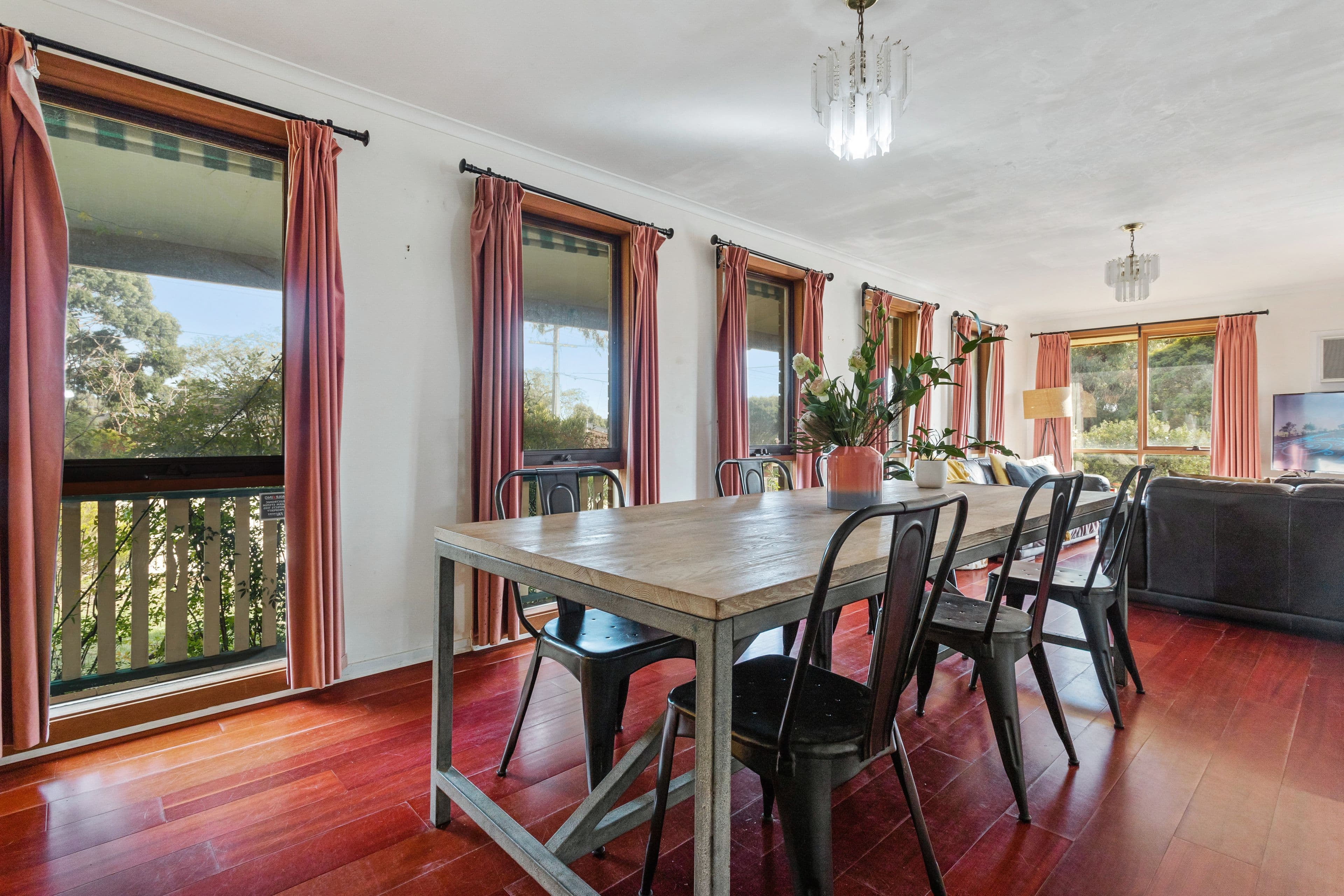 2 Dargo Close, Croydon Hills VIC 3136, Croydon Hills - Thumbnail 2