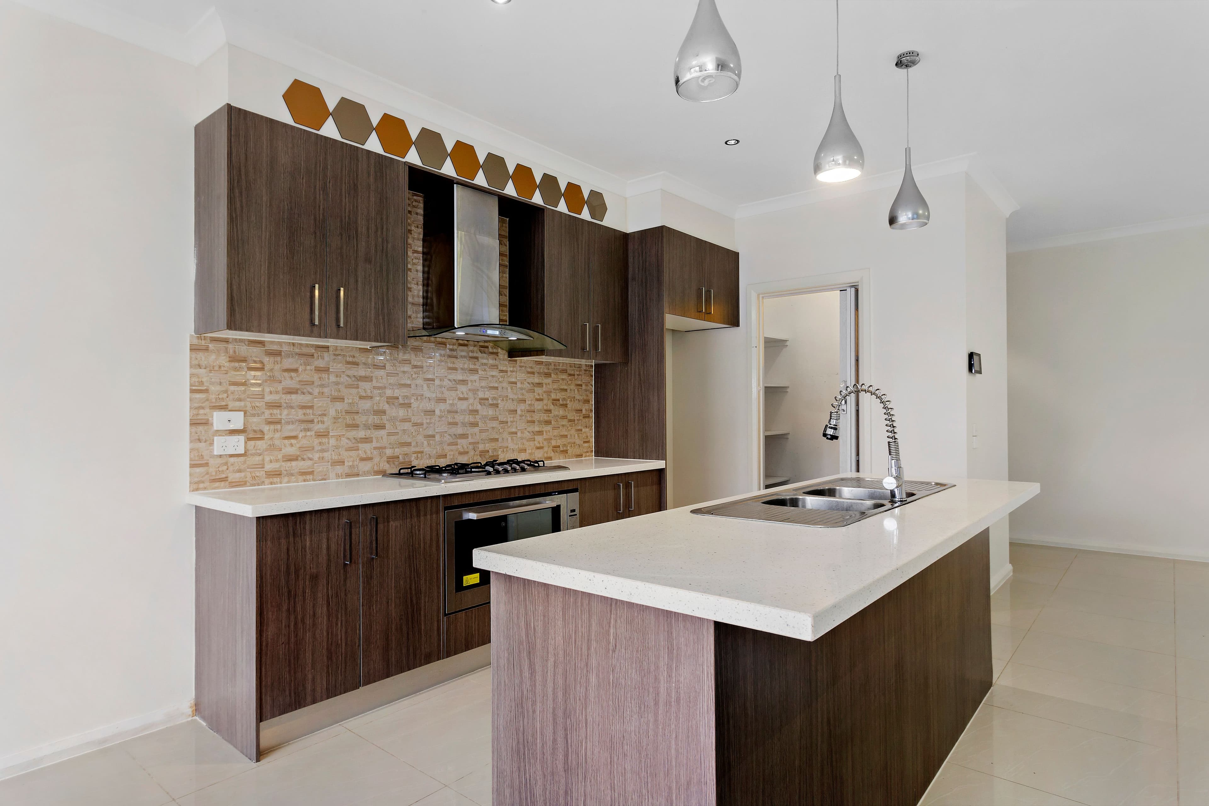 11 Harlequin Walk, Epping VIC 3076, Epping - Thumbnail 2