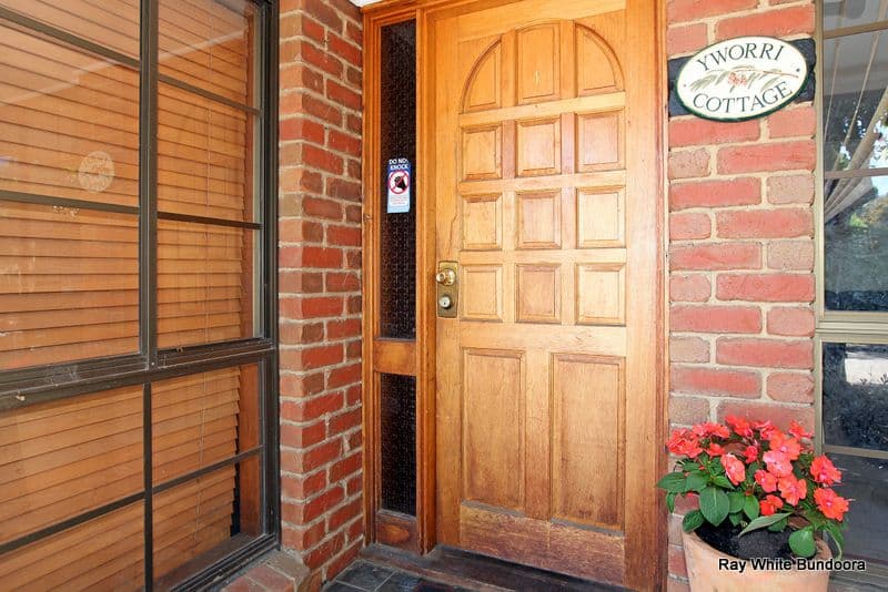 24 Lauder Drive, BUNDOORA VIC 3083, Bundoora - Thumbnail 2