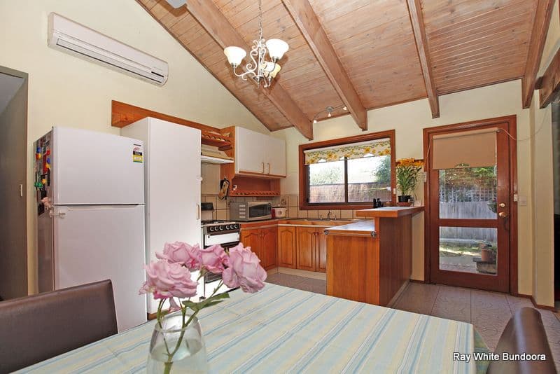 24 Lauder Drive, BUNDOORA VIC 3083, Bundoora - Thumbnail 3