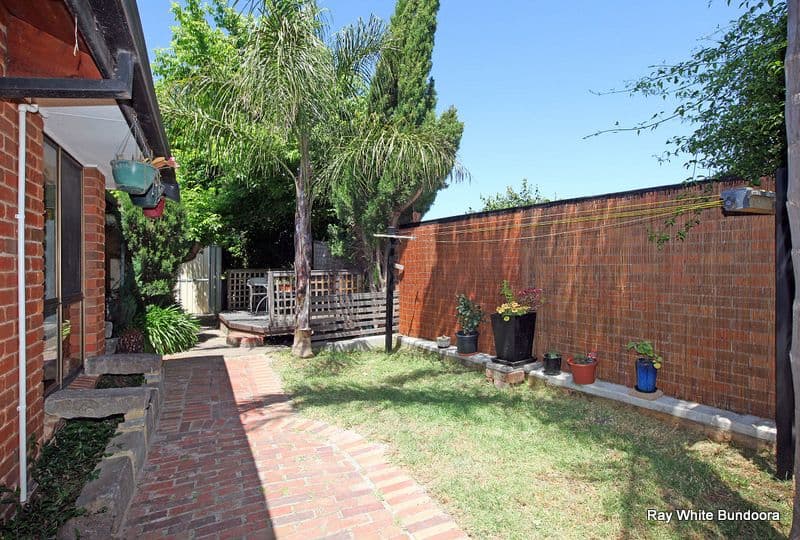 24 Lauder Drive, BUNDOORA VIC 3083, Bundoora - Thumbnail 8