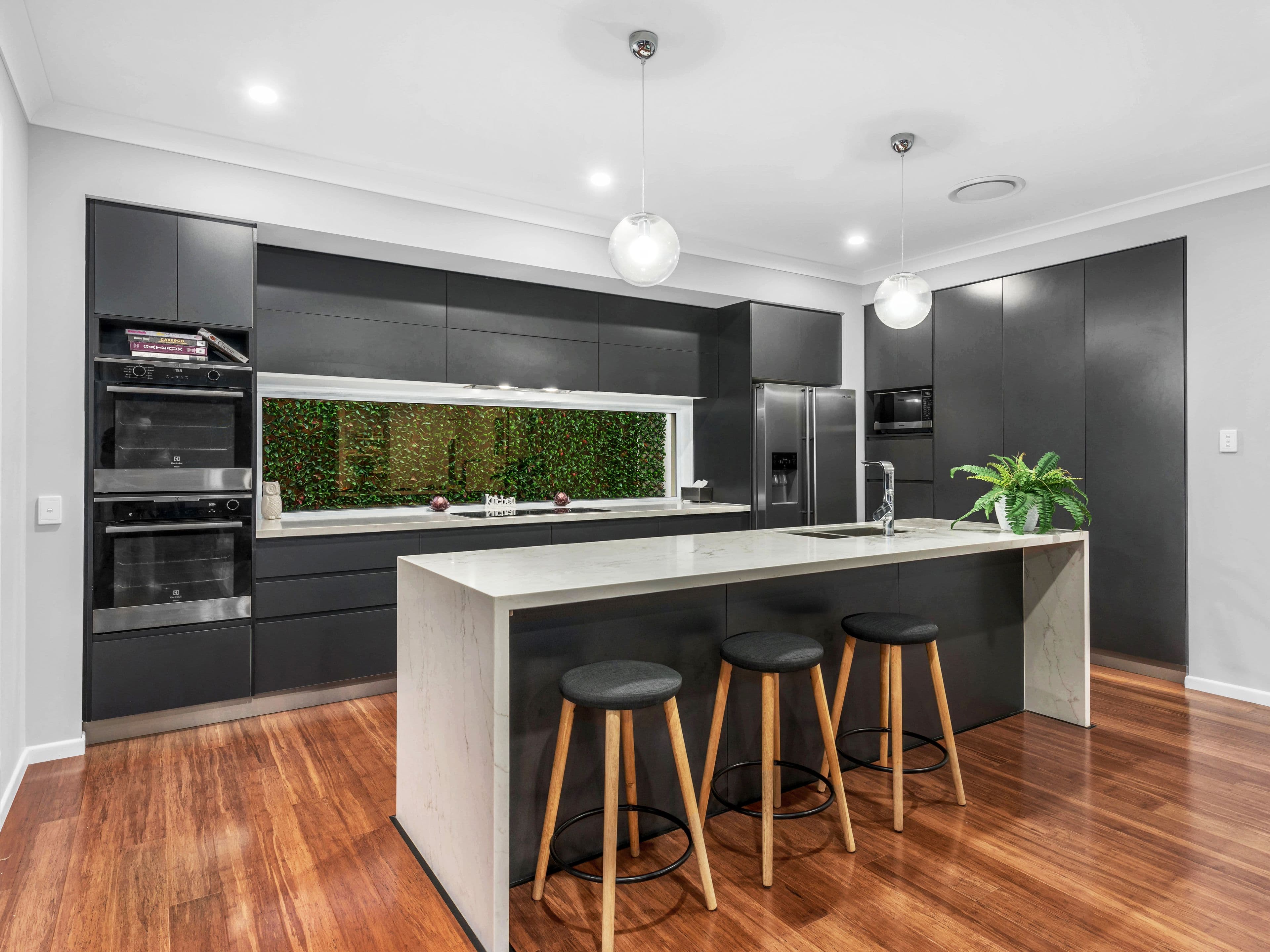 6 Linacre Crescent, Carindale QLD 4152, Carindale - Thumbnail 5