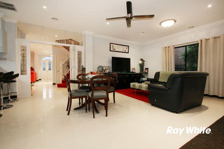 3 Noel Court, WANTIRNA SOUTH VIC 3152, Wantirna South - Thumbnail 2