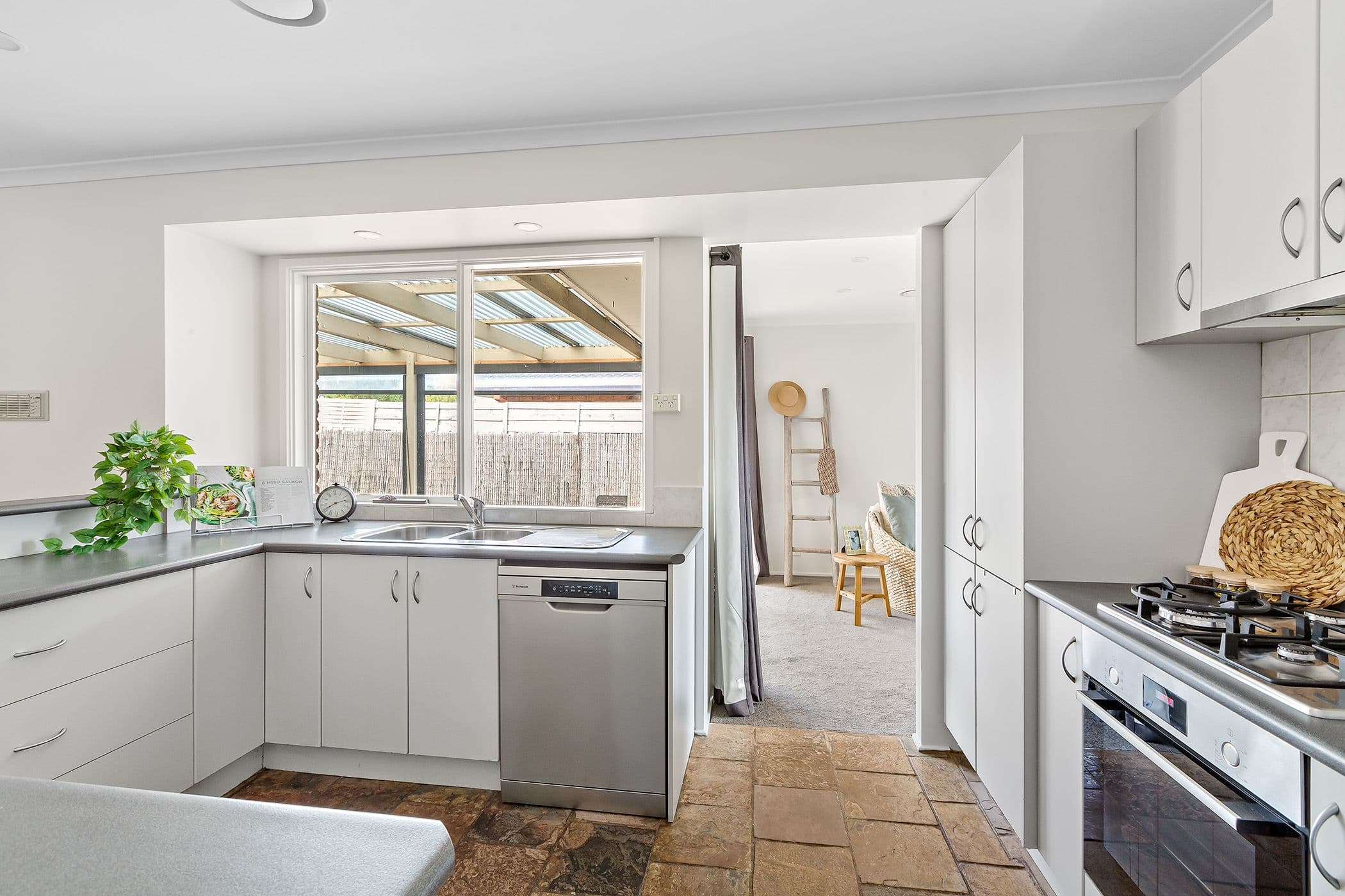 11 Carla Court, Aspendale Gardens VIC 3195, Aspendale Gardens - Thumbnail 3