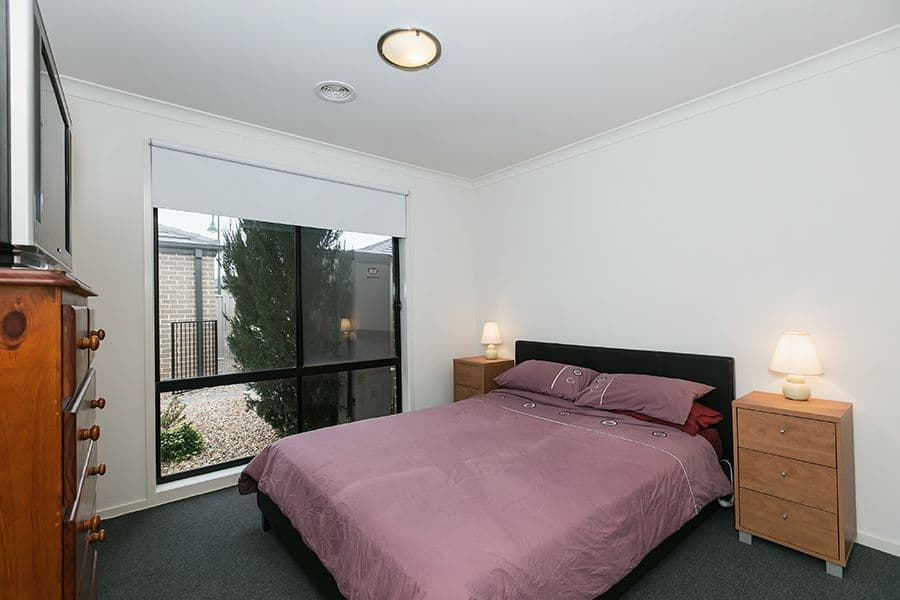 11 Peppermint Walk, MELTON VIC 3337, Melton - Thumbnail 5