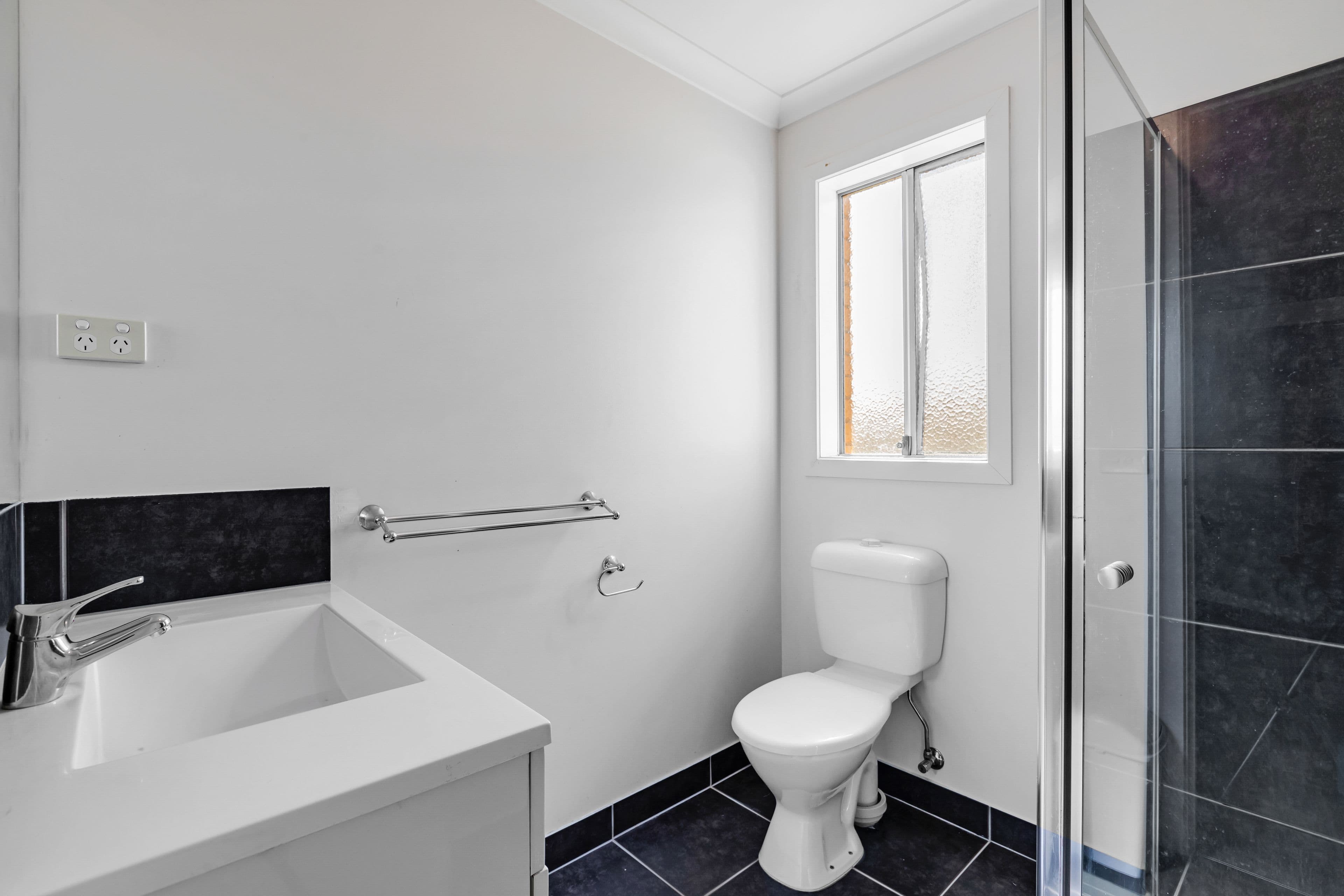 13 Reisling Court, Mildura VIC 3500, Mildura - Thumbnail 5