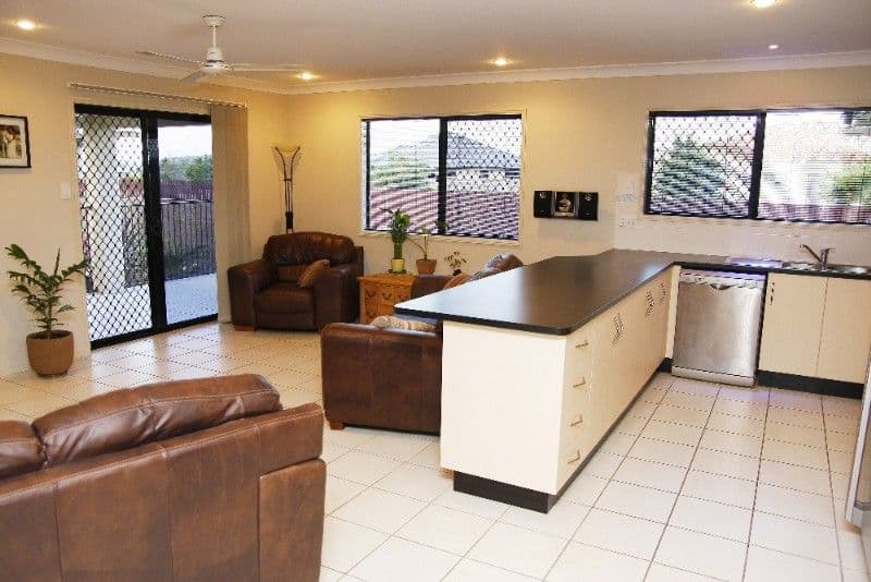 11 Frairbird Avenue, BOHLE PLAINS QLD 4817, Bohle Plains - Thumbnail 5