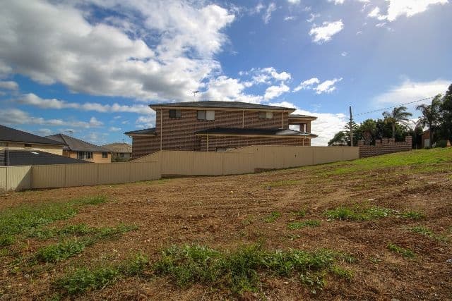 252 North Liverpool Road, GREEN VALLEY NSW 2168, Green Valley - Thumbnail 2