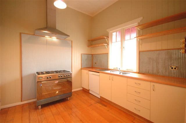 79  Hume Street, TOOWOOMBA QLD 4350, Toowoomba City - Thumbnail 3
