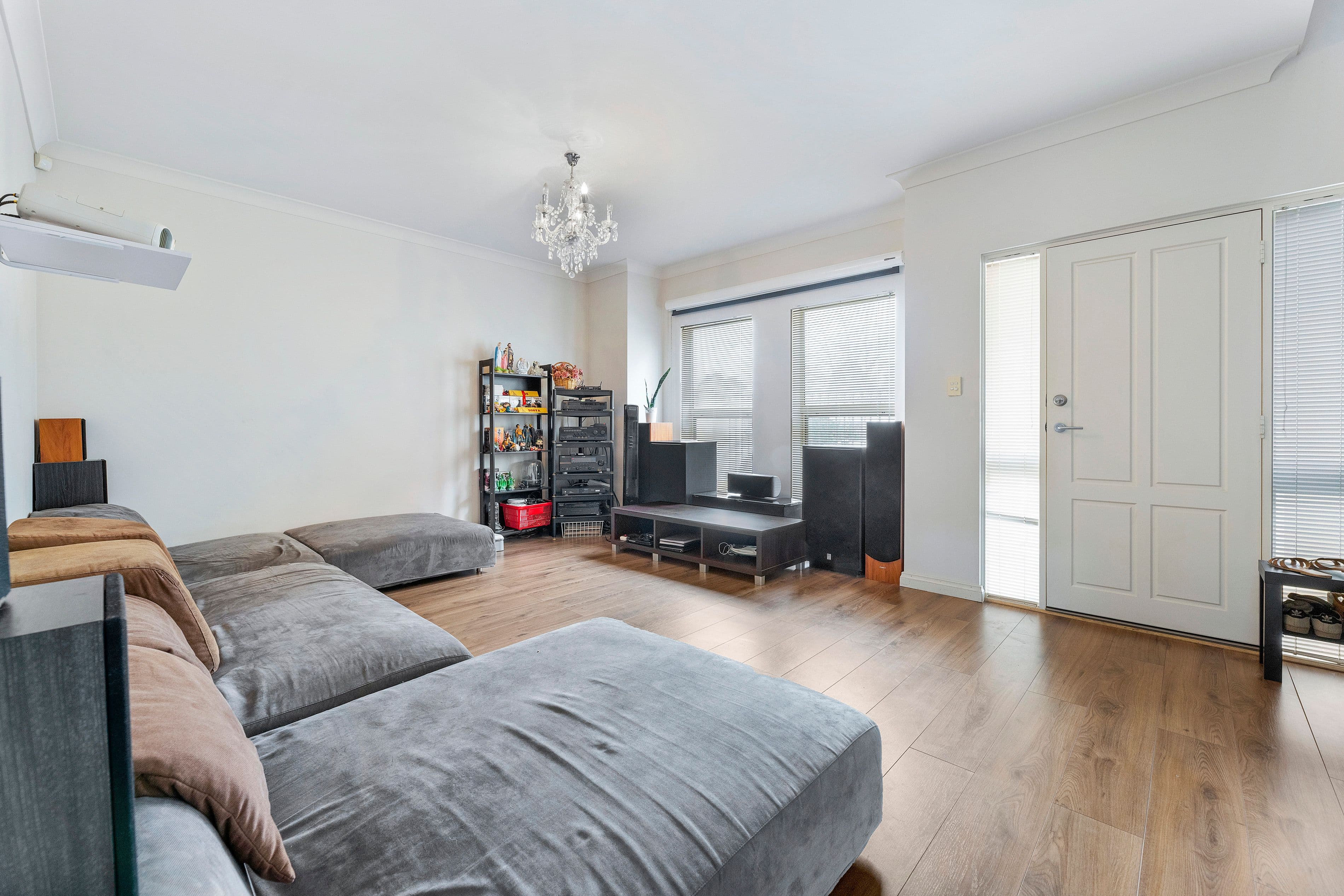 14 Yates Street, Mawson Lakes SA 5095, Mawson Lakes - Thumbnail 2