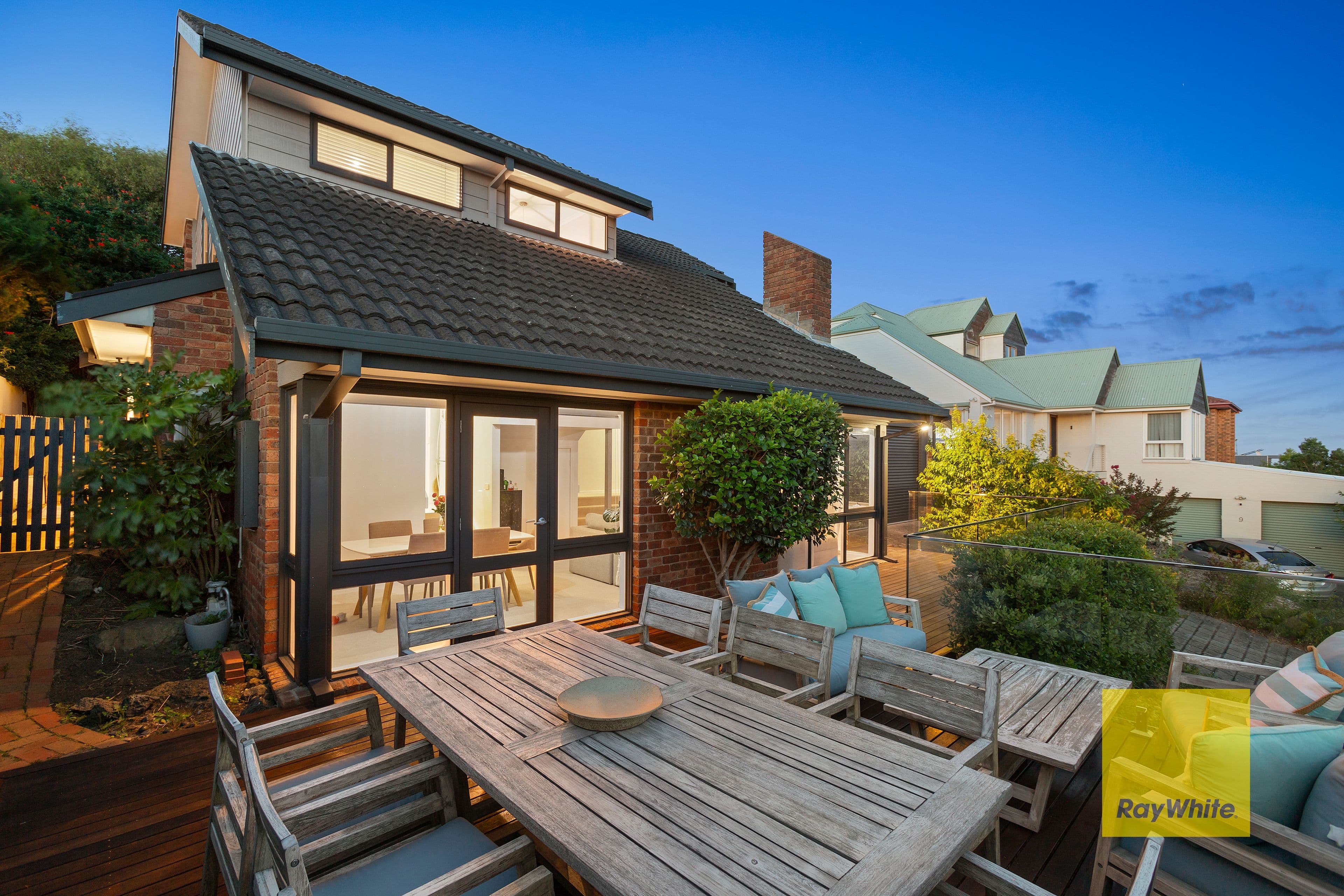 7 Lansbury Crescent, Highton VIC 3216, Highton - Image 1