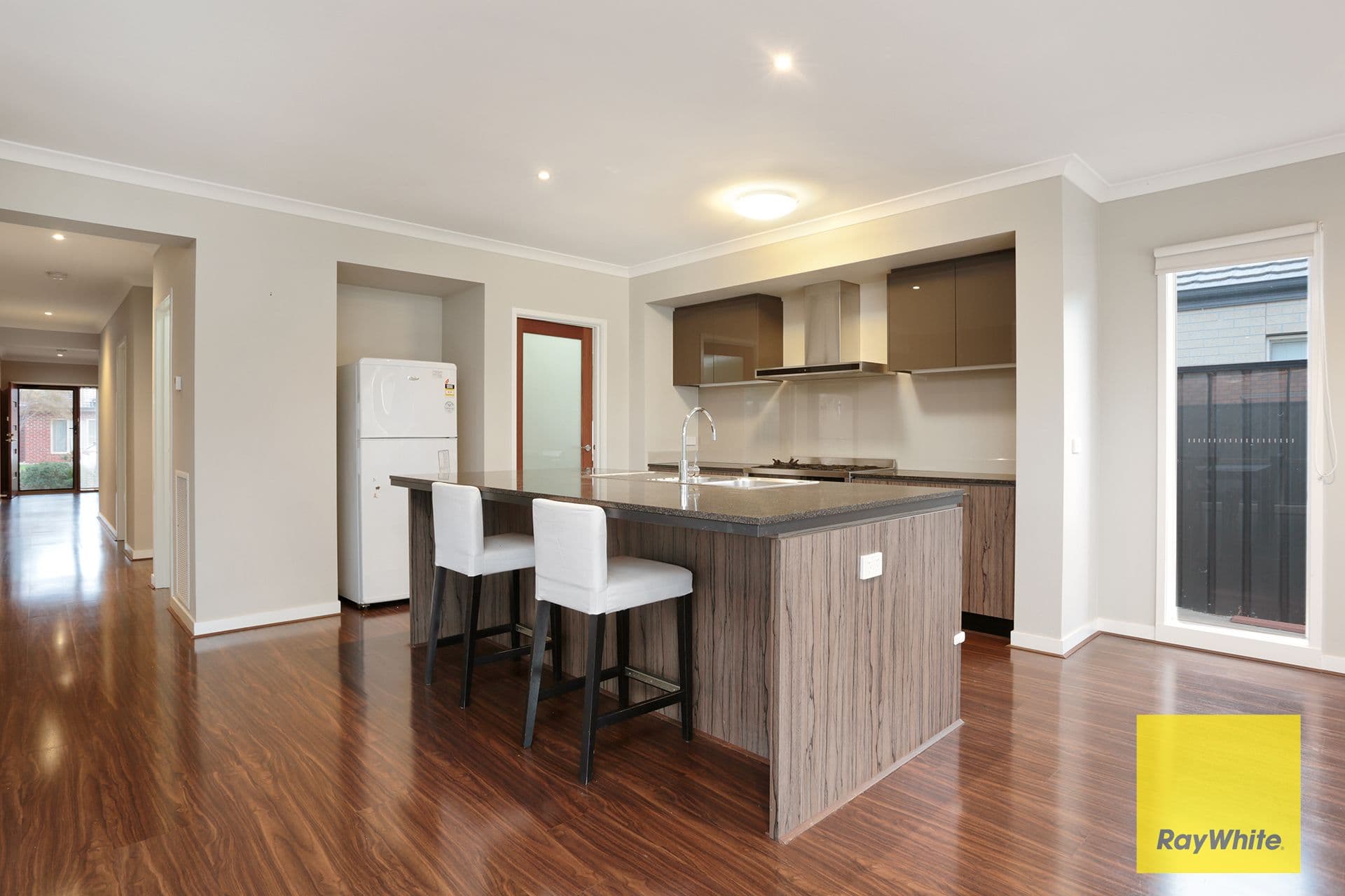 18 Atkinson Close, Point Cook VIC 3030, Point Cook - Thumbnail 3