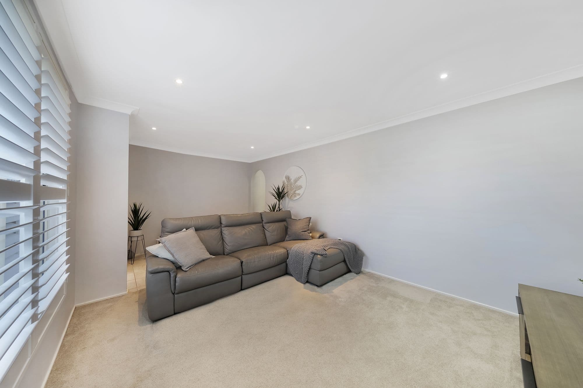 10 Judith Anne Drive, Berkeley Vale - Thumbnail 2