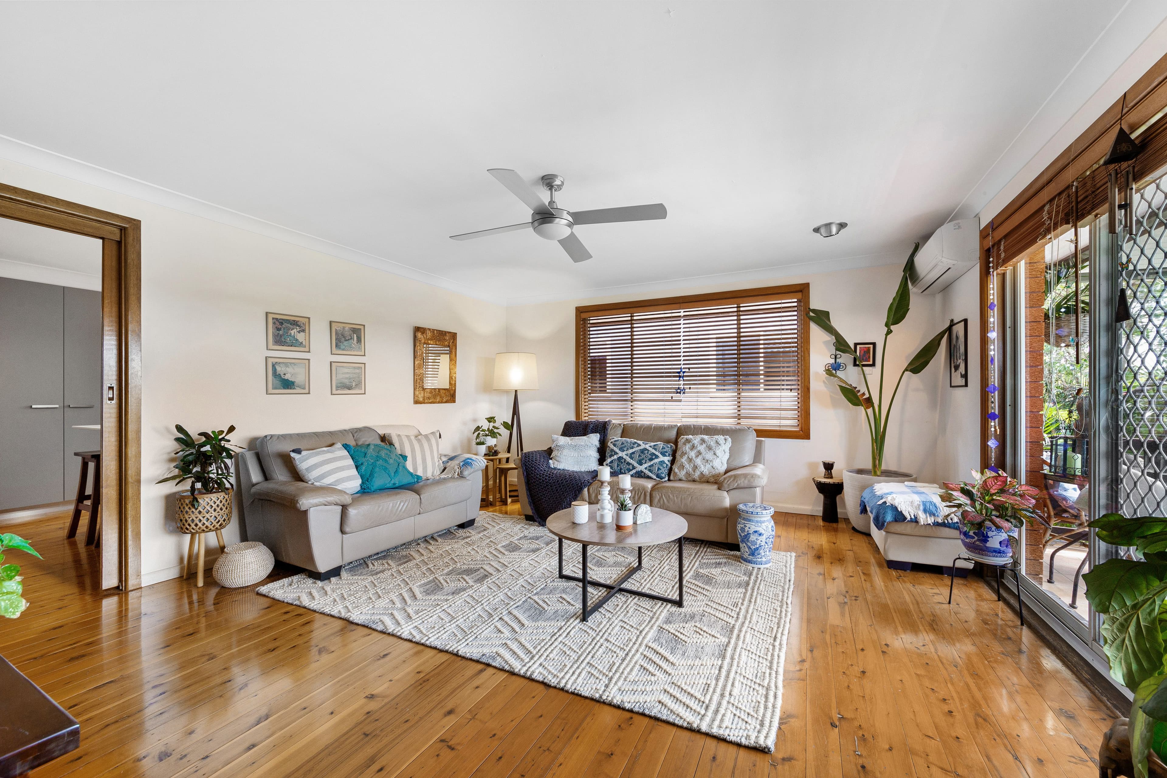 16 Woodlawn Drive, Budgewoi NSW 2262, Budgewoi - Image 1