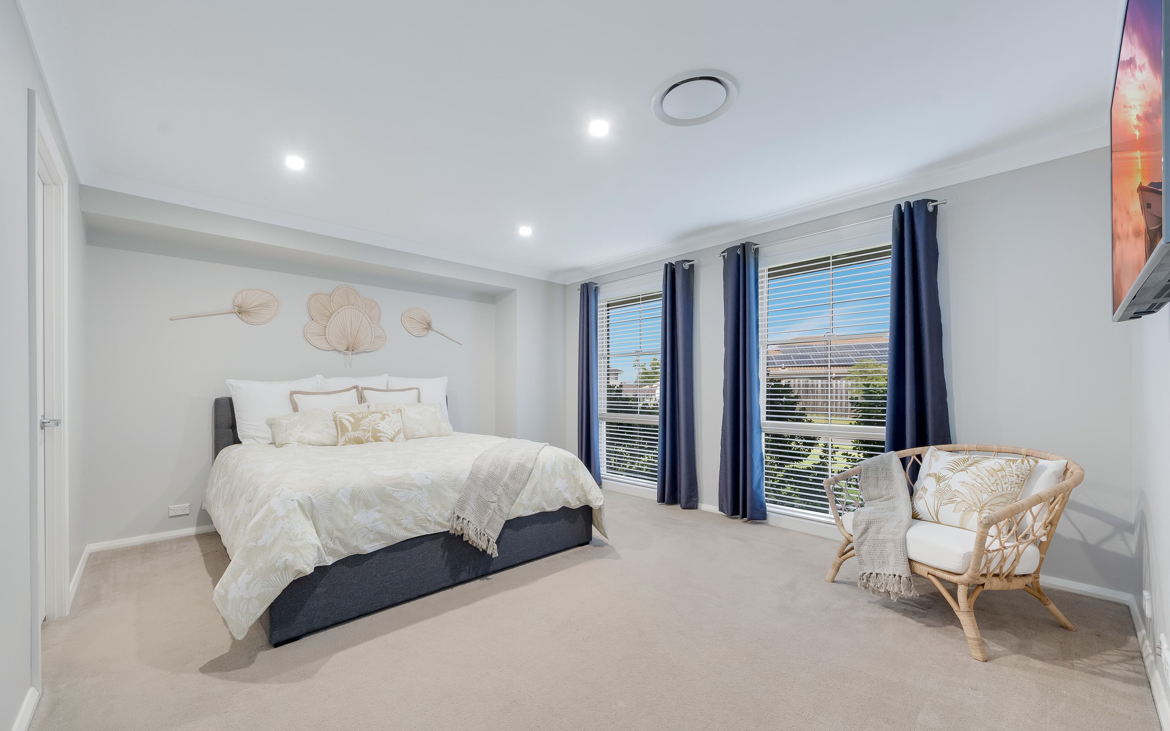 5 Orwell Place, Spring Farm NSW 2570, Spring Farm - Thumbnail 2