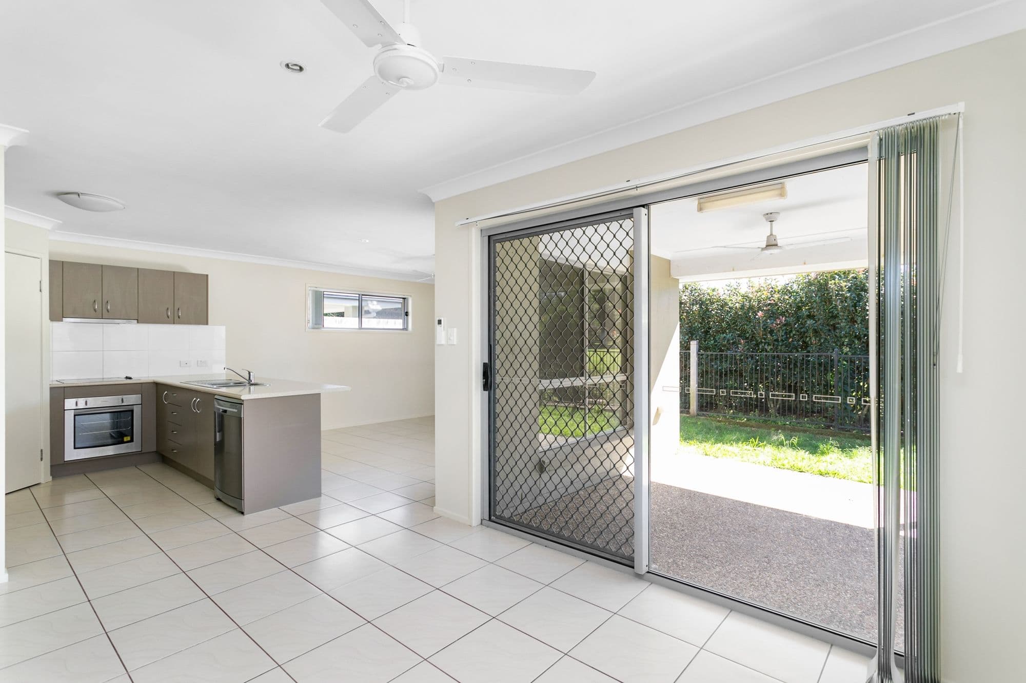 21 Merion Crescent, North Lakes QLD 4509, North Lakes - Thumbnail 4