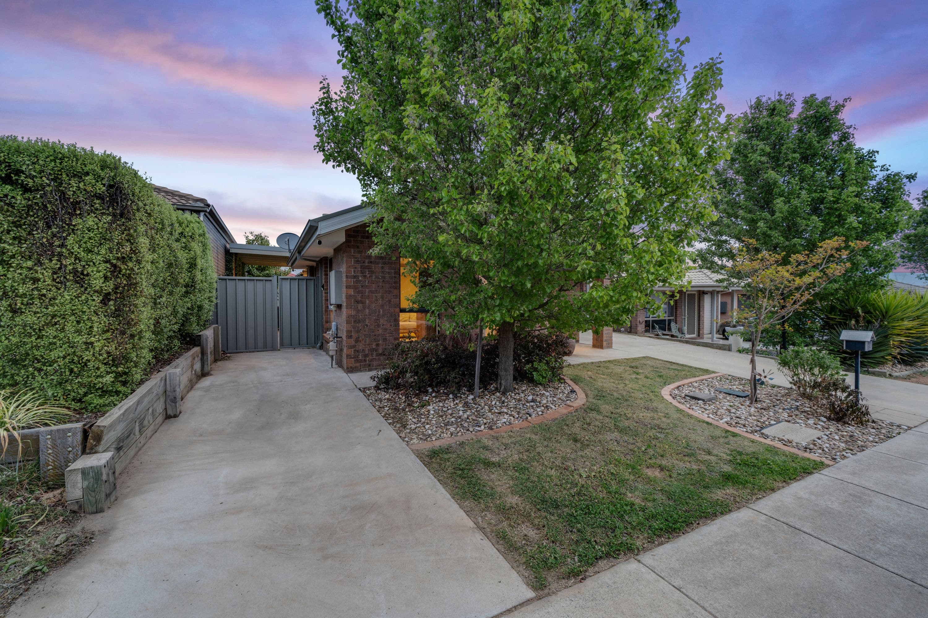 13 Audrey Cahn Street, Macgregor ACT 2615, Macgregor - Thumbnail 2
