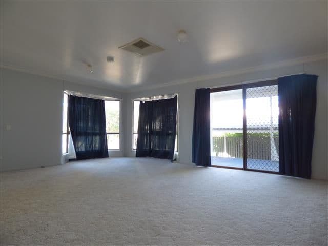 10 Beitz Street, Roma QLD 4455, Roma - Thumbnail 7