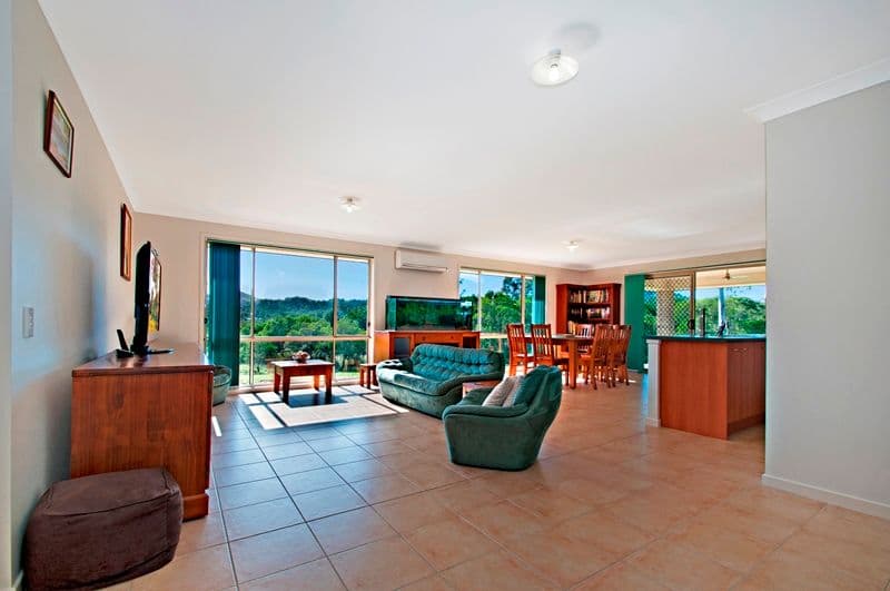 56 Wintergreen Way, PEACHESTER QLD 4519, Peachester - Thumbnail 3