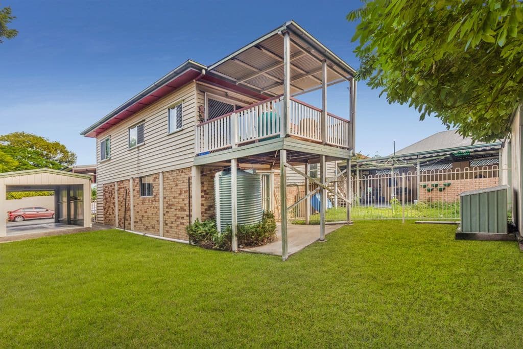 11 Rentoul Street, Gordon Park QLD 4031, Gordon Park - Thumbnail 3