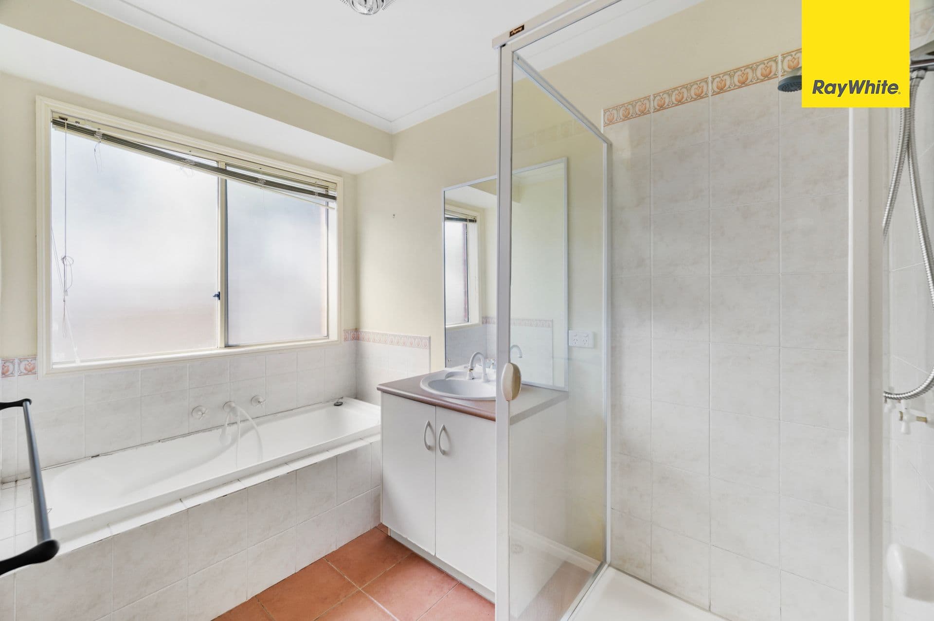 1 Hillsmeade Drive, Melton West VIC 3337, Melton West - Thumbnail 5