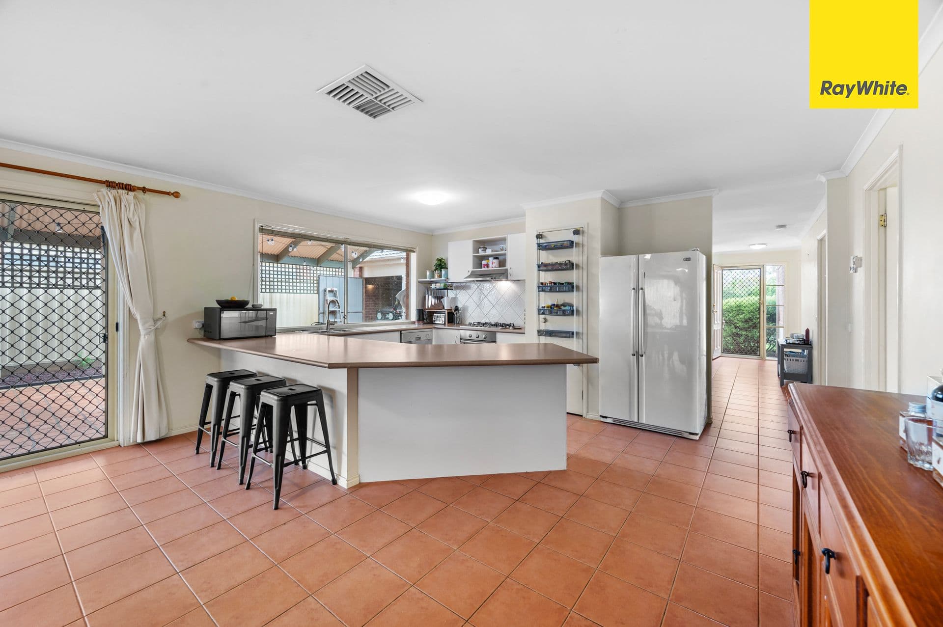 1 Hillsmeade Drive, Melton West VIC 3337, Melton West - Thumbnail 8