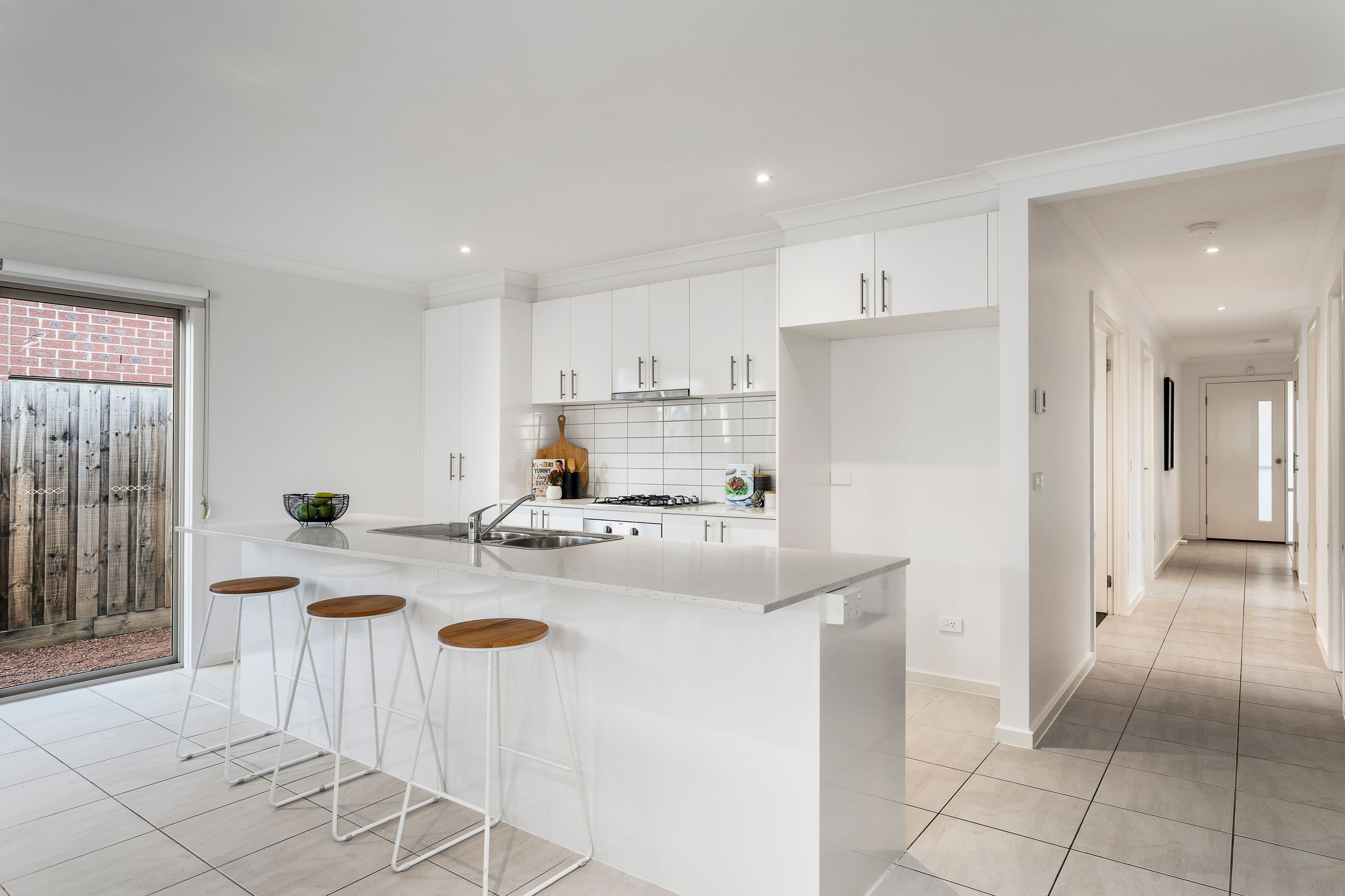 22 Travertine Crescent, Doreen VIC 3754, Doreen - Thumbnail 2