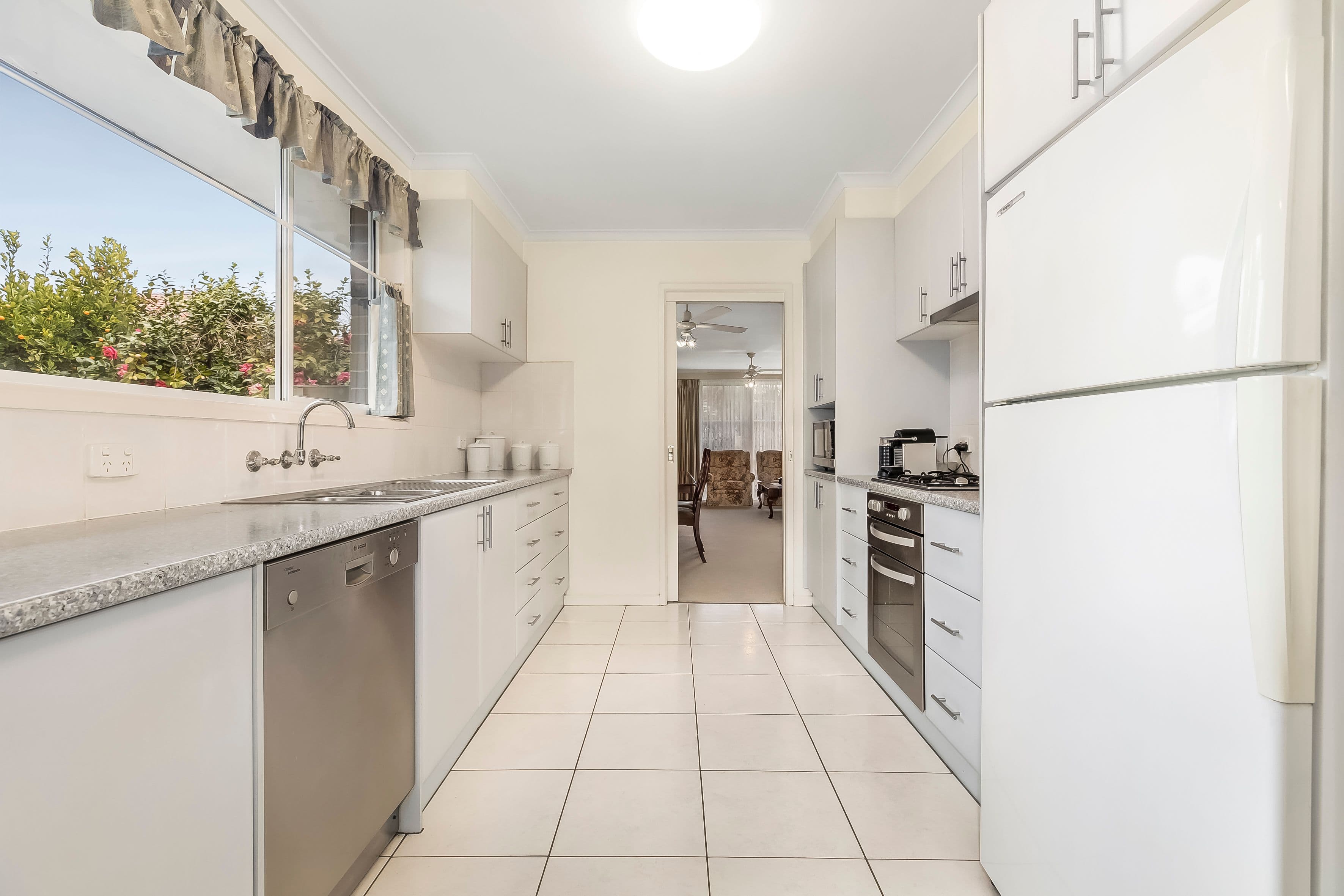 170 Brandon Park Drive, Wheelers Hill VIC 3150, Wheelers Hill - Thumbnail 2