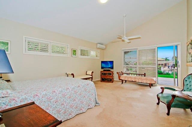 19 Markham Avenue, RUNAWAY BAY QLD 4216, Runaway Bay - Thumbnail 8