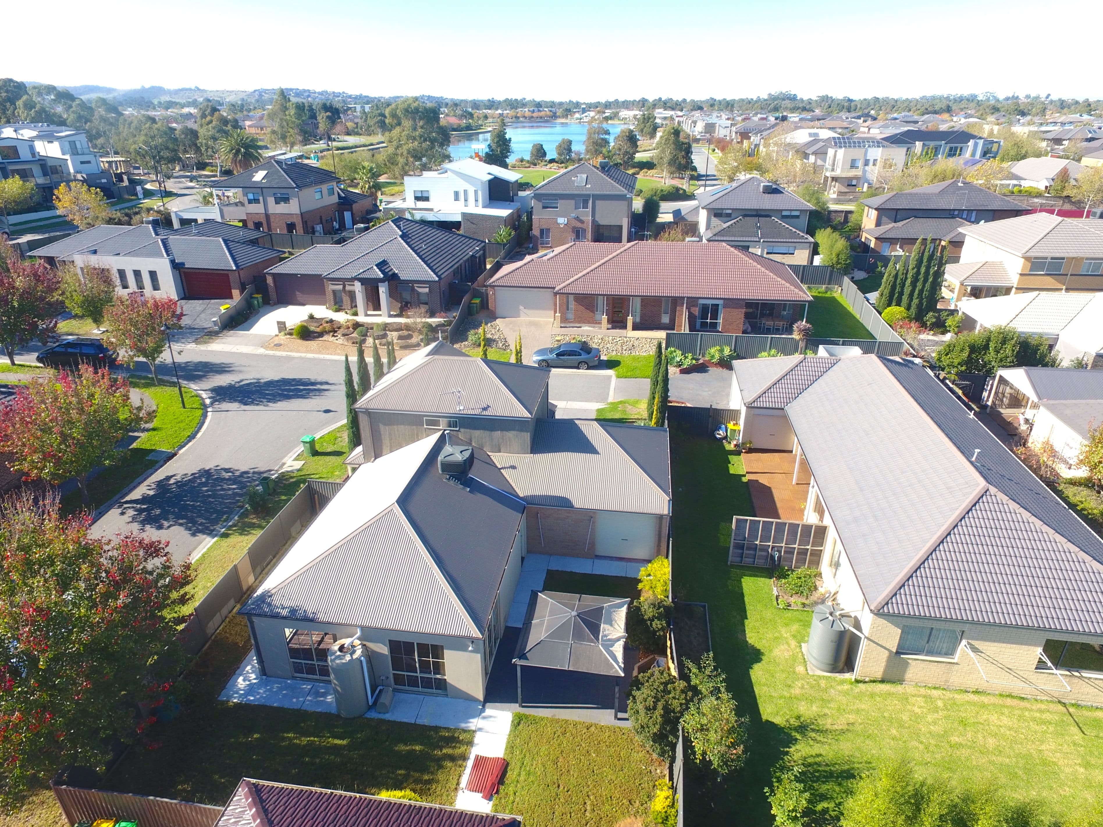 8 Lawrence Close, Pakenham VIC 3810, Pakenham - Thumbnail 2